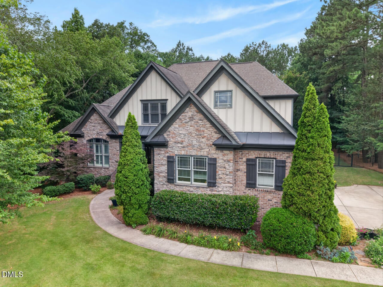 41 Fairstone Court