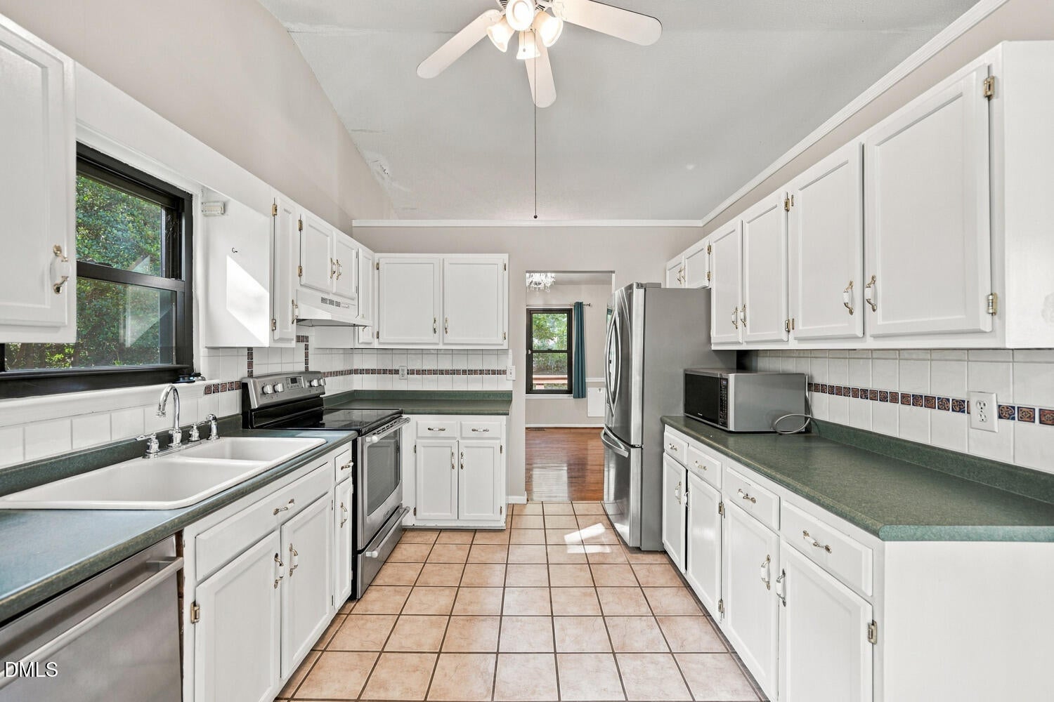 5609 Groomsbridge Court