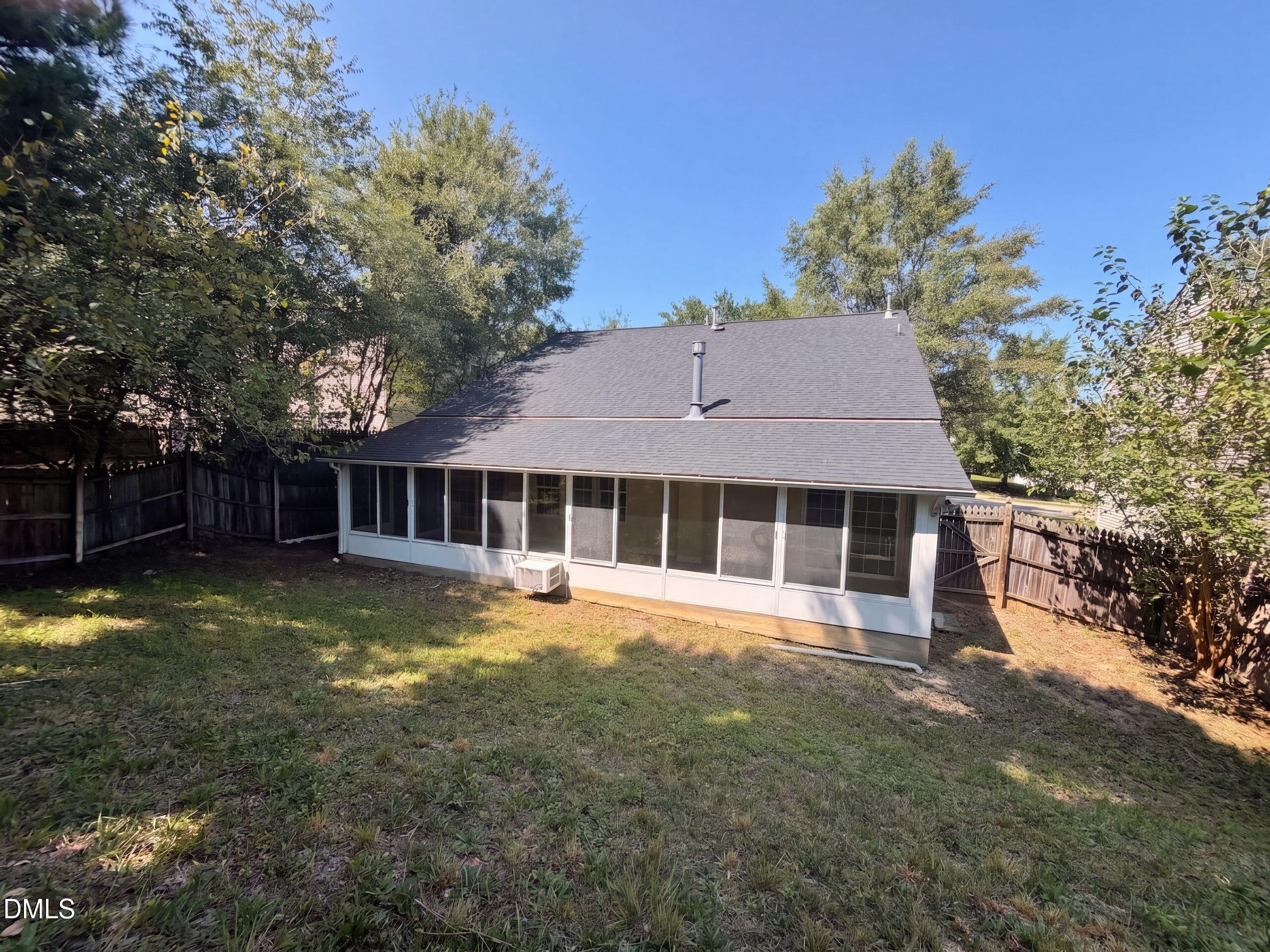 5328 Seaspray Lane