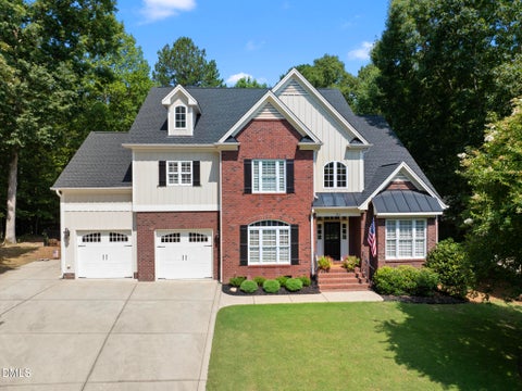 Photo of 212 Middlecrest Way, Clayton, NC 27527 (MLS # 10187941)