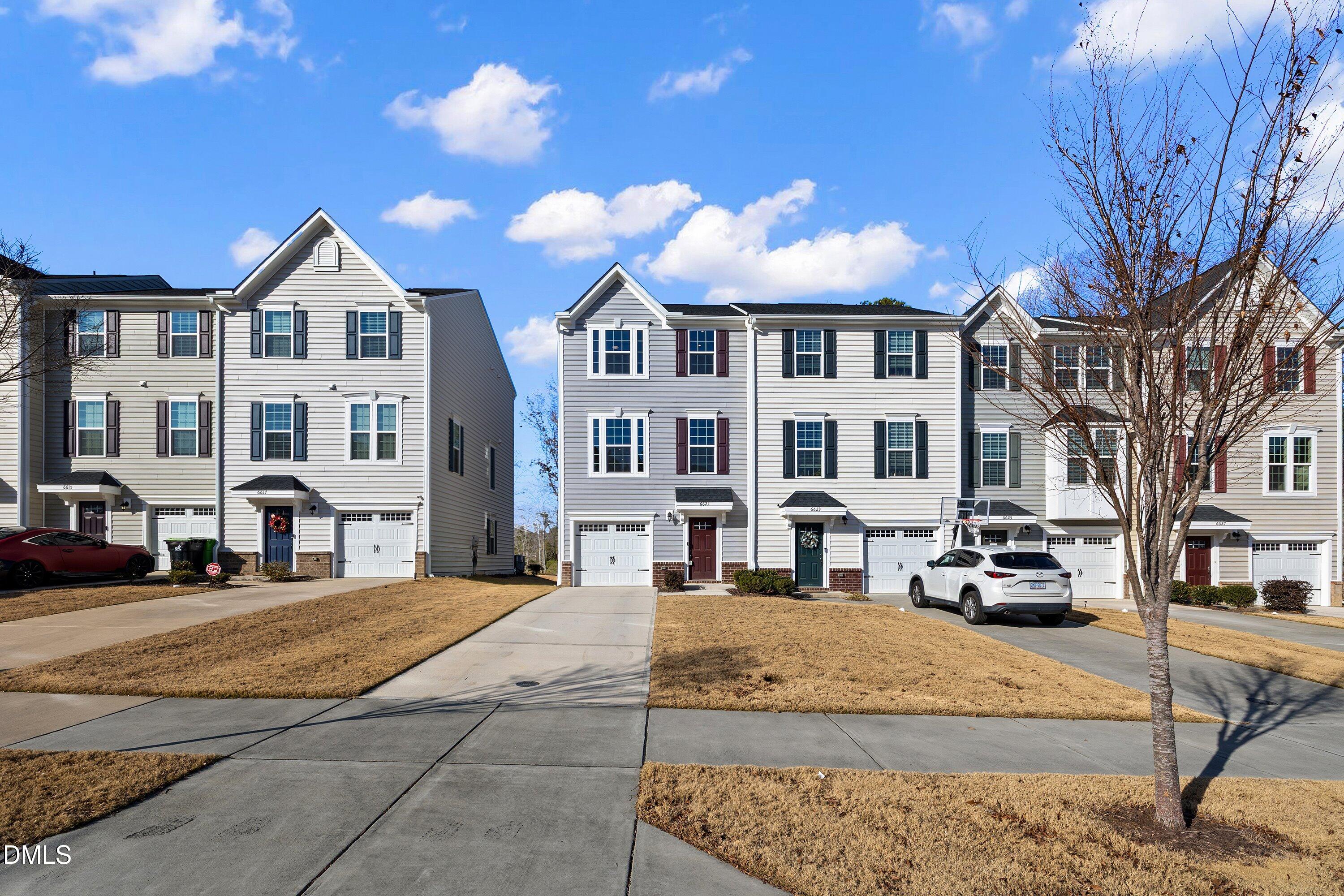 6621 Pathfinder Way