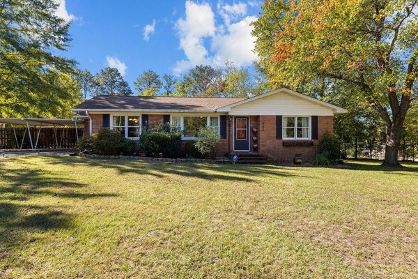 303 DECATUR DR, FAYETTEVILLE, NC 28303 - Image 9f0f6d4fb2944794d178b08a3b2b464f/803595670