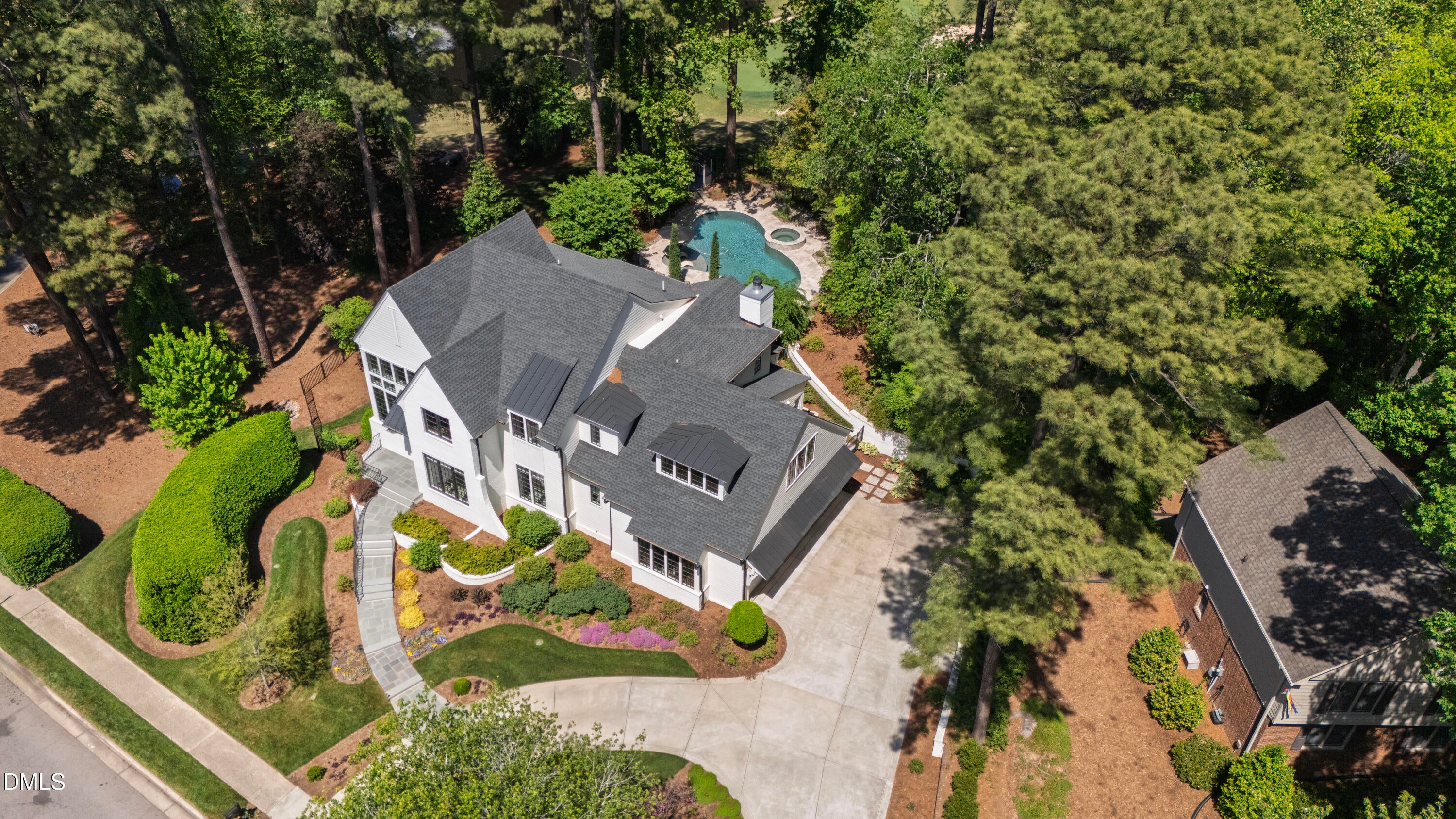 1817 Hunting Ridge Road