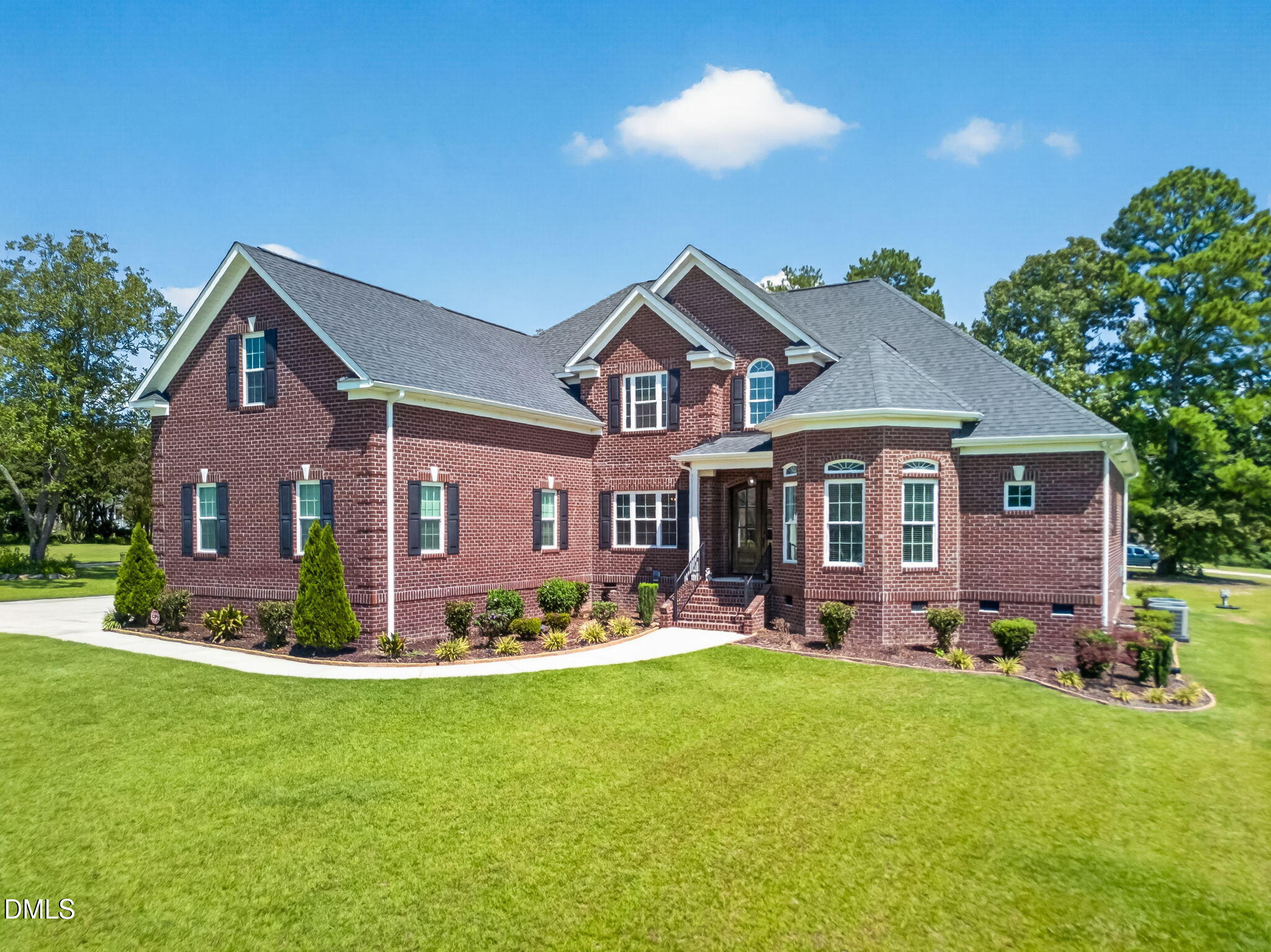 22 Shoreline Drive