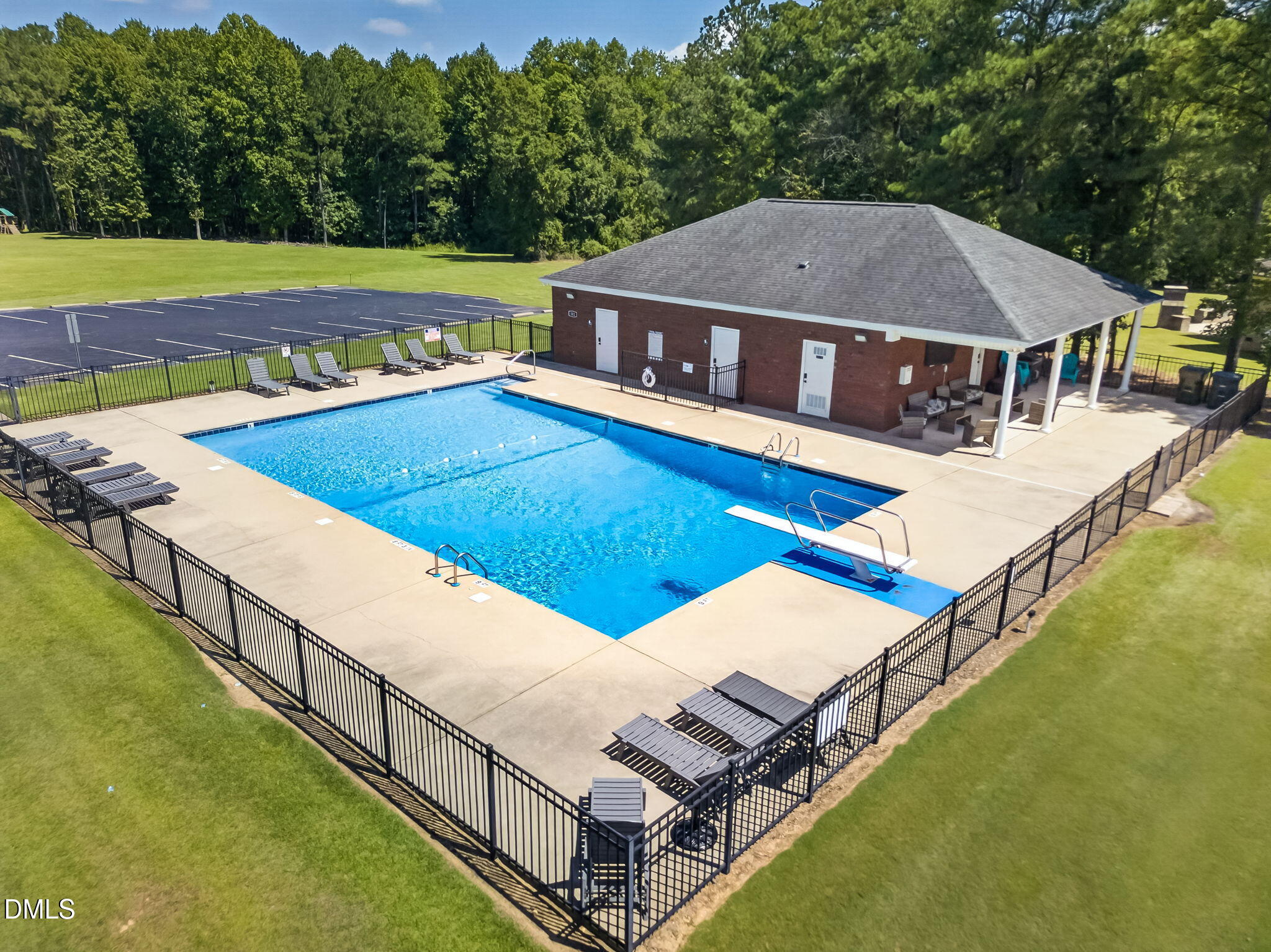 22 Shoreline Drive