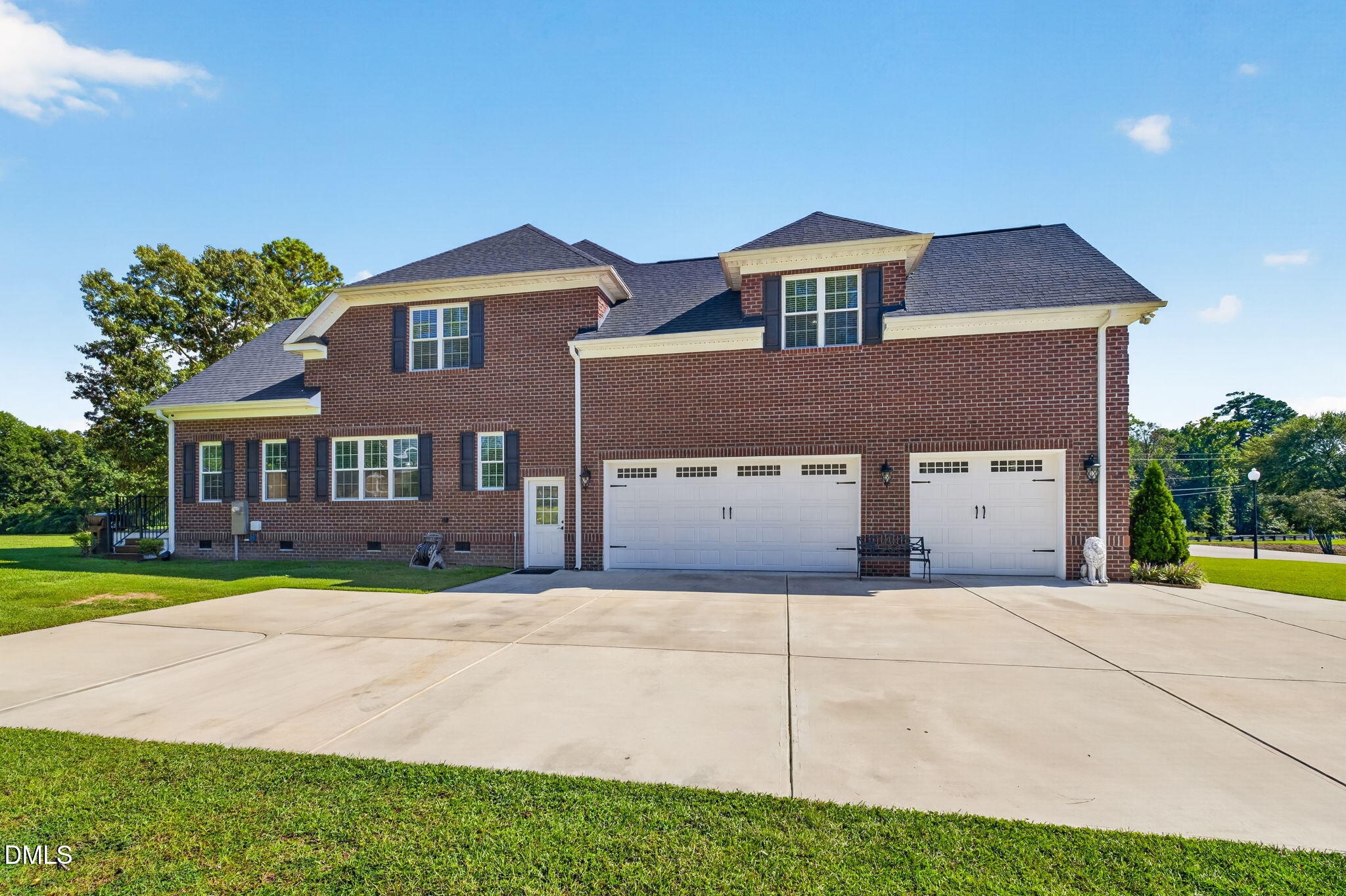 22 Shoreline Drive