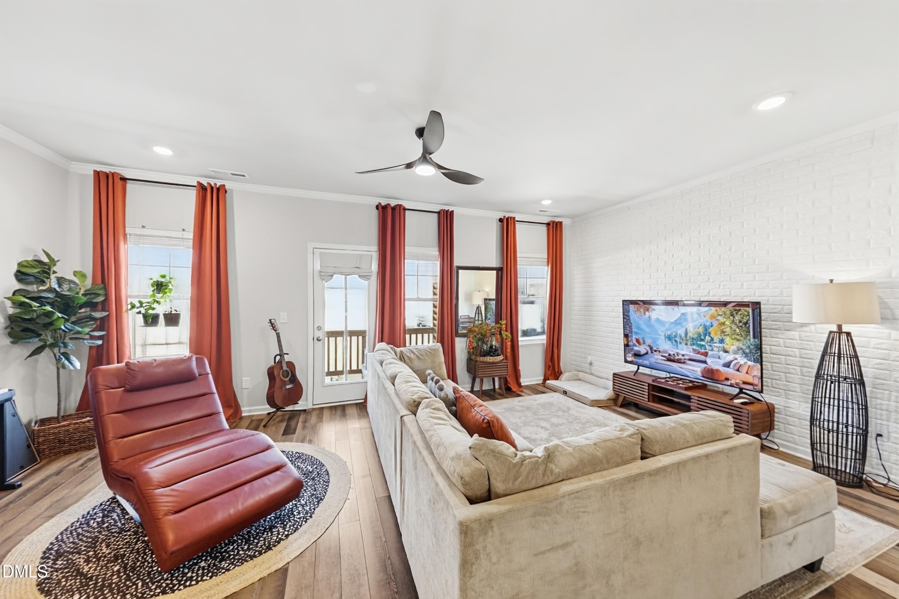 5816 Humanity Lane