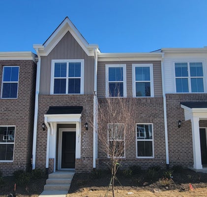 215 CHESAPEAKE COMMONS ST, GARNER, NC 27529 - Image 9f99e05e2b108c030a52938e9cbc9a28/1300690330