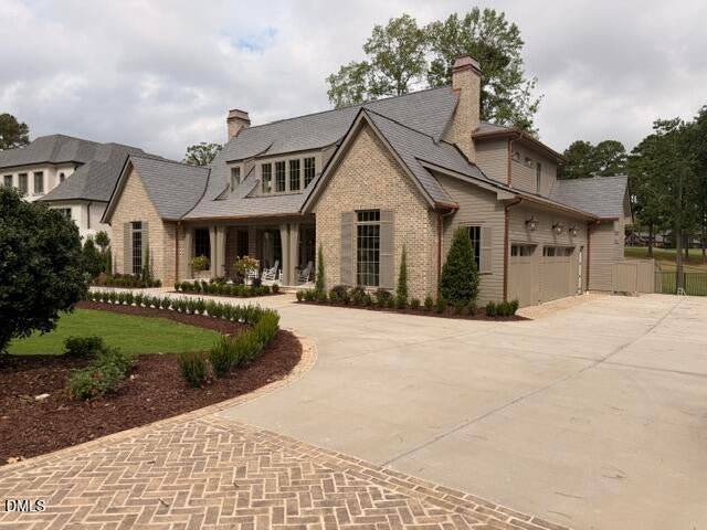 7117 North Ridge Drive
