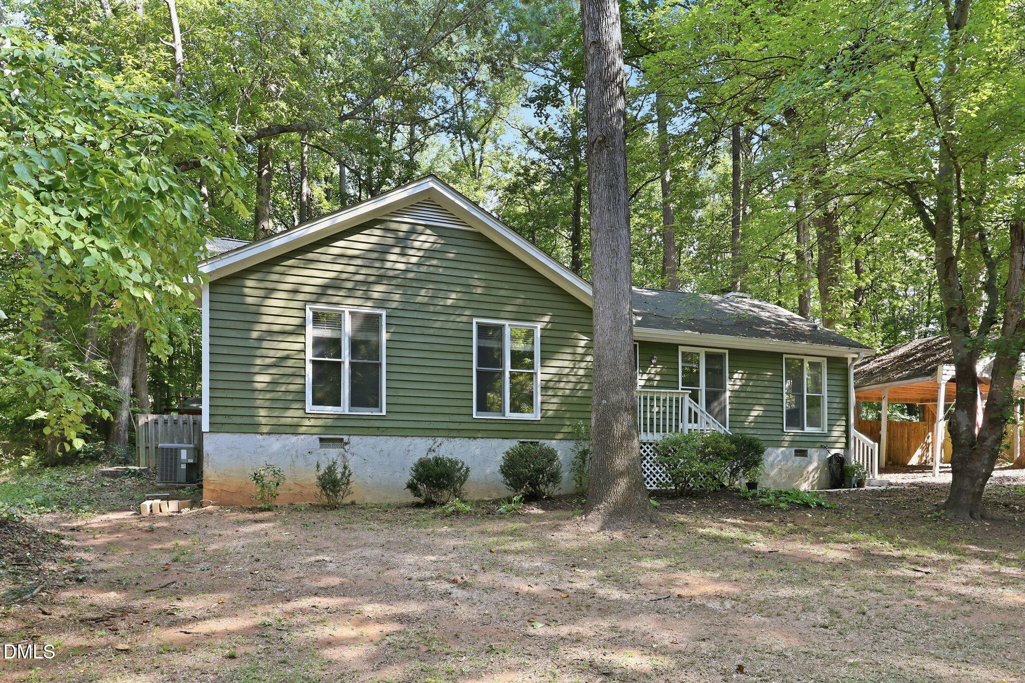 1016 Holden Road