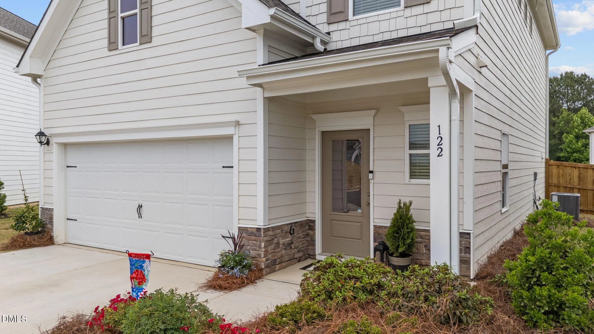 122 Commons Circle