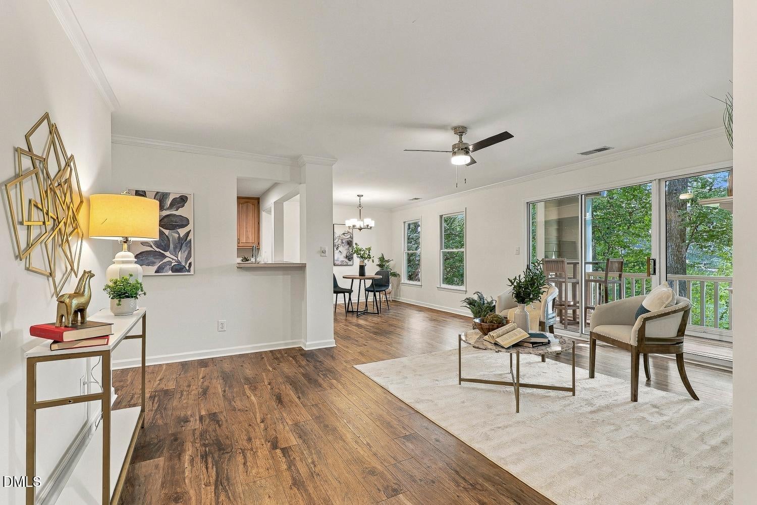 321 J Glen Echo Lane