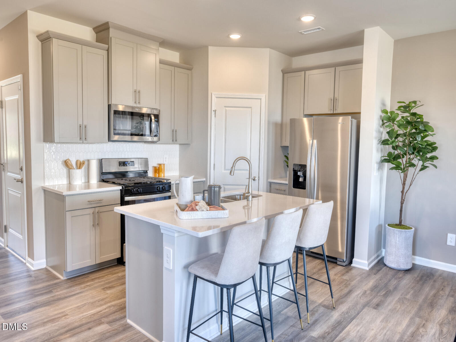 829 Stream View Court