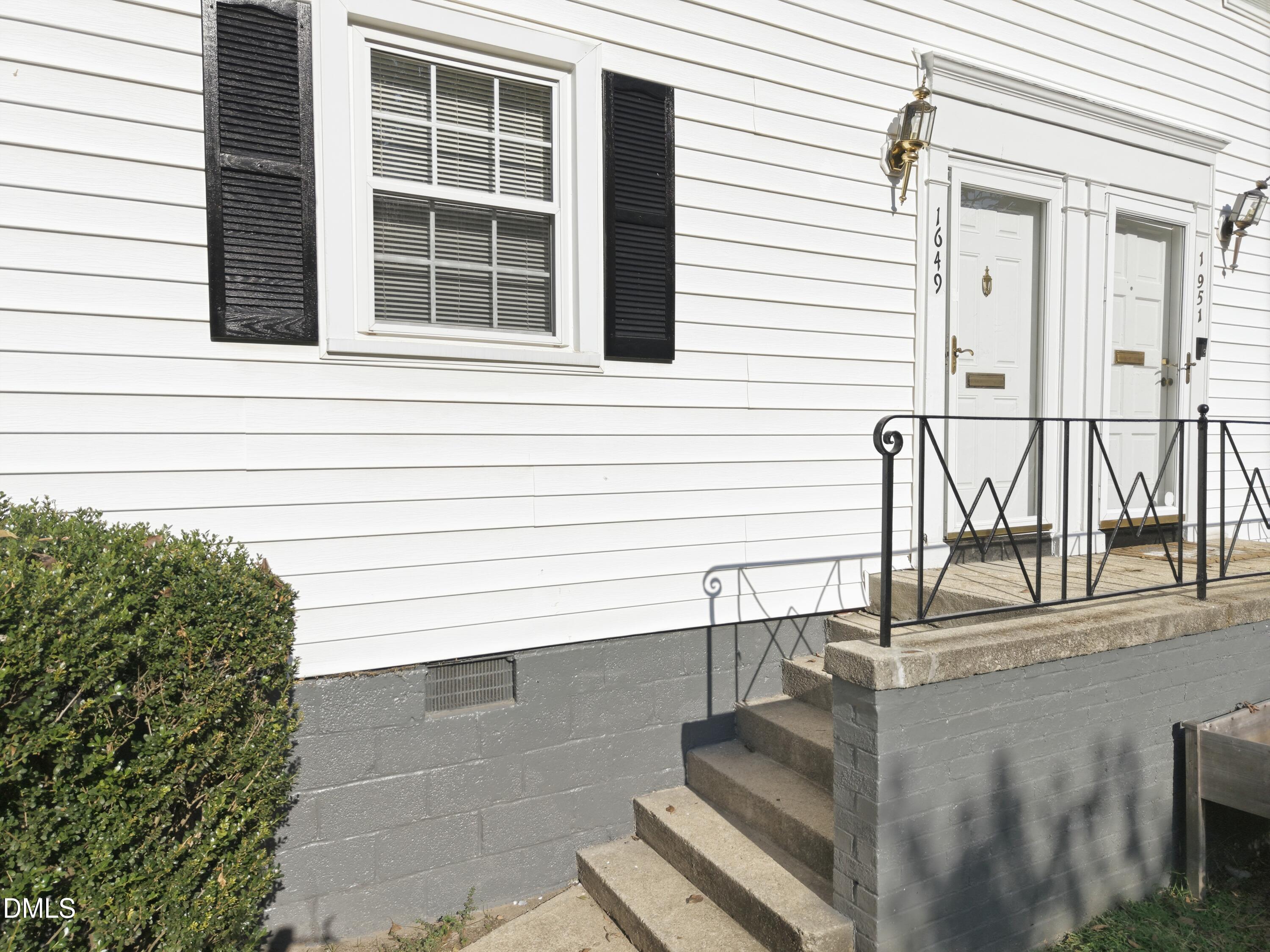 1649 Sutton Drive