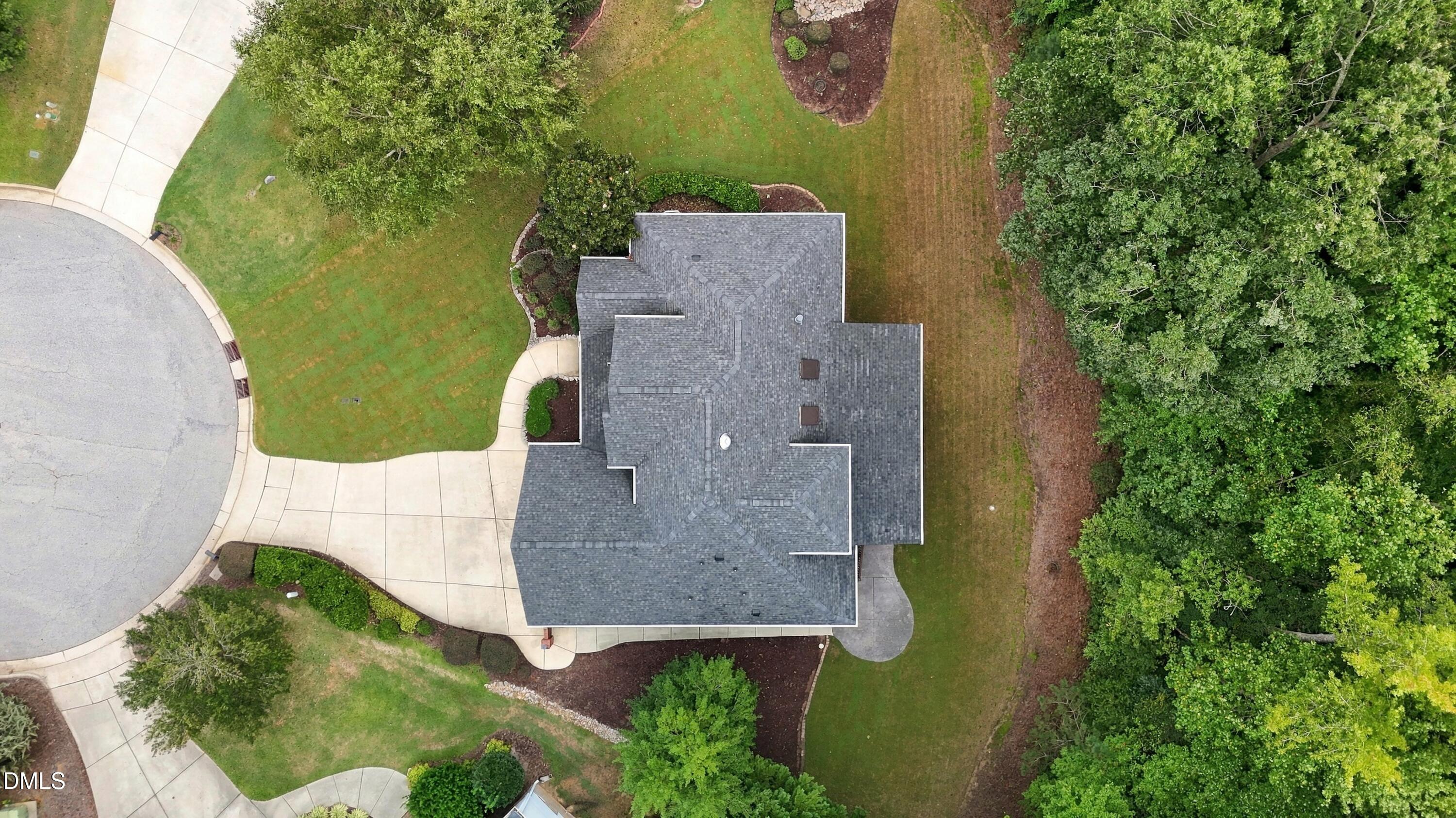 35 Broomhill Court