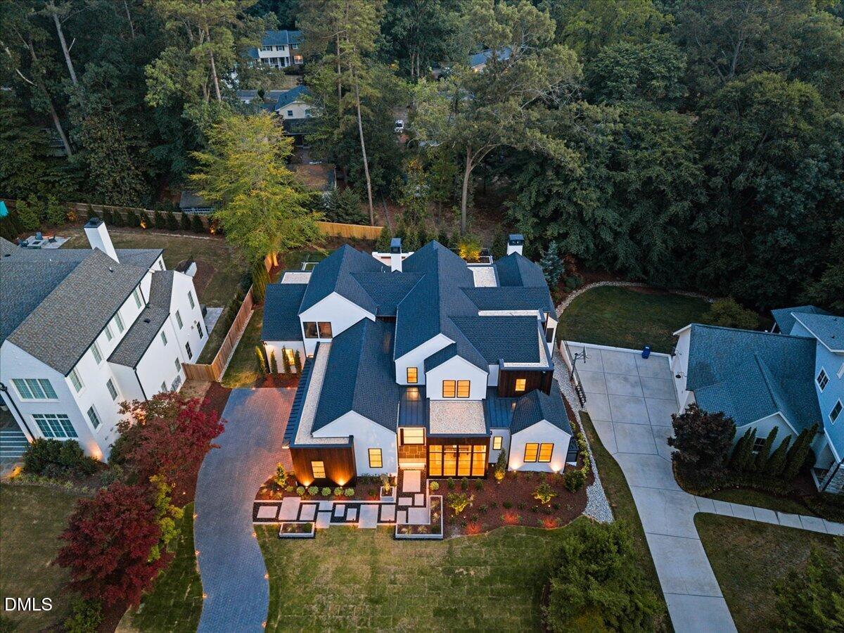 5301 Inglewood Lane