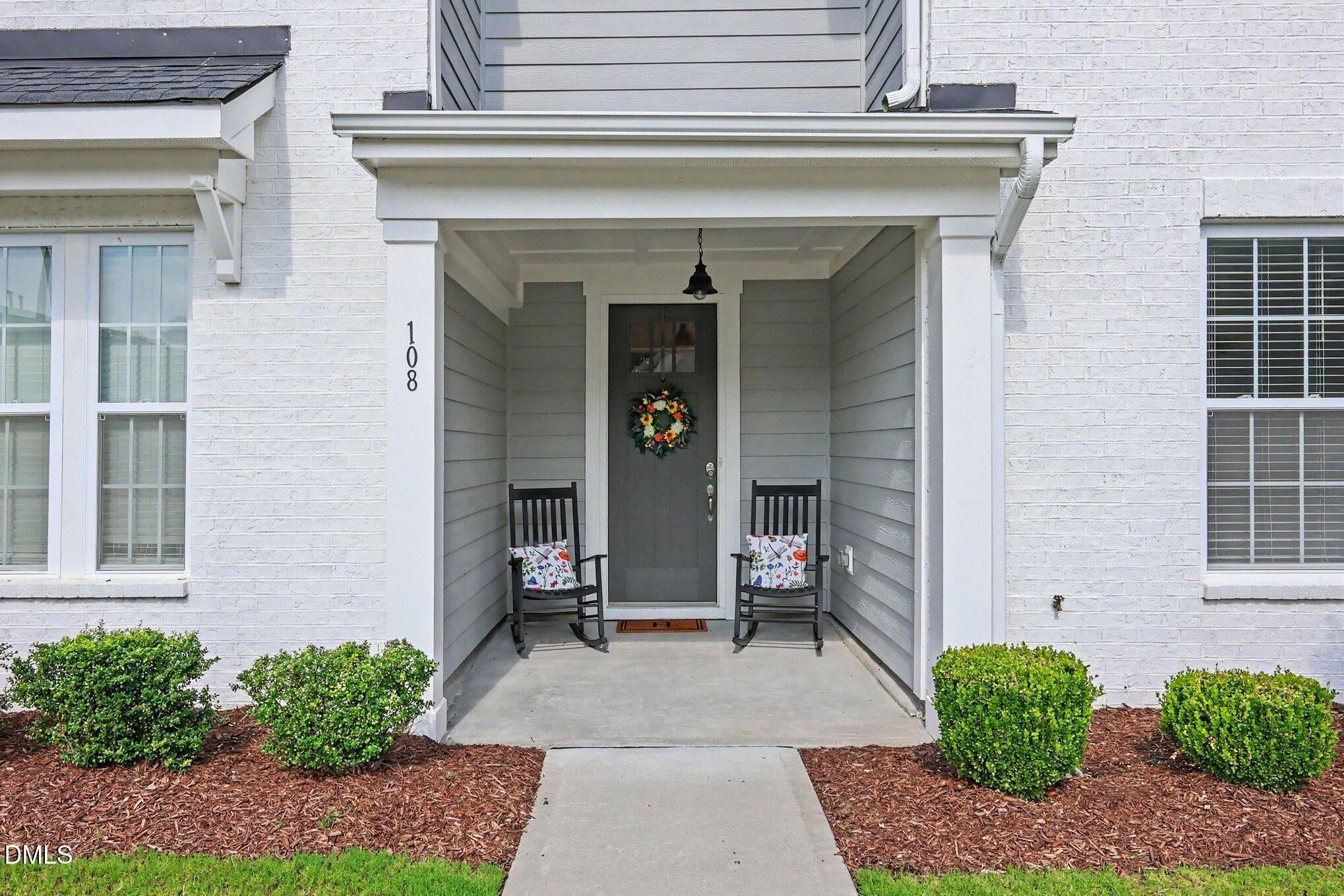 108 Etteinne Garden Lane
