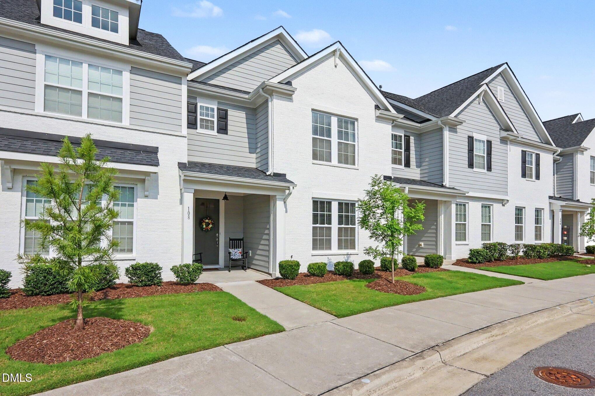 108 Etteinne Garden Lane