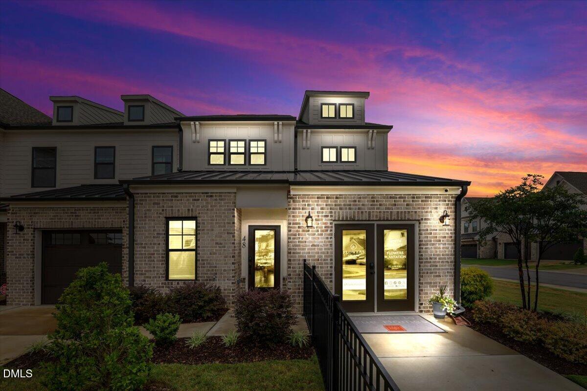 48 Paperwhite Place