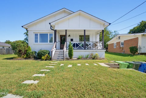 Photo of 601 Quarry Street, Raleigh, NC 27601 (MLS # 10194003)