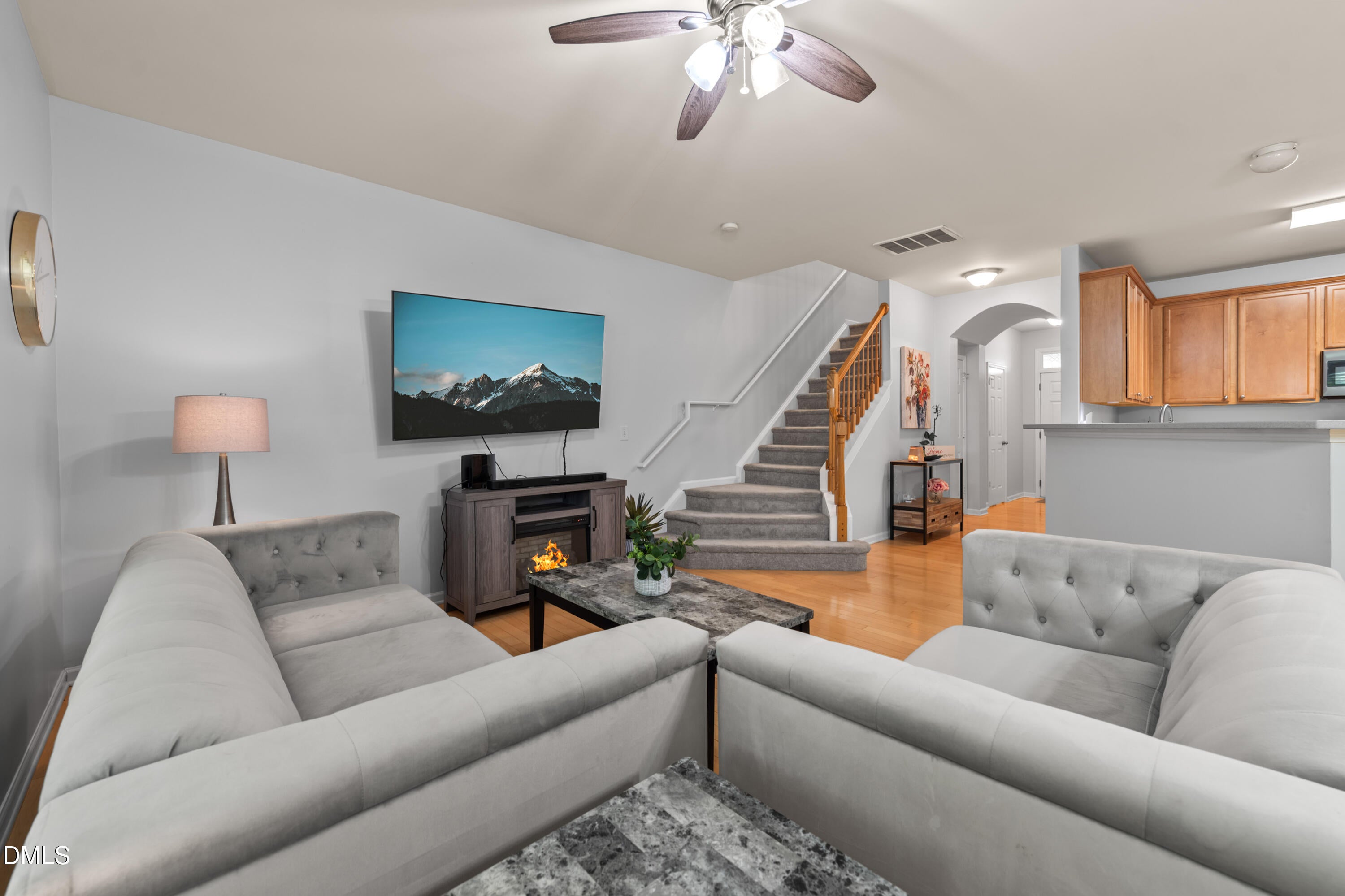 204 Lone Star Way