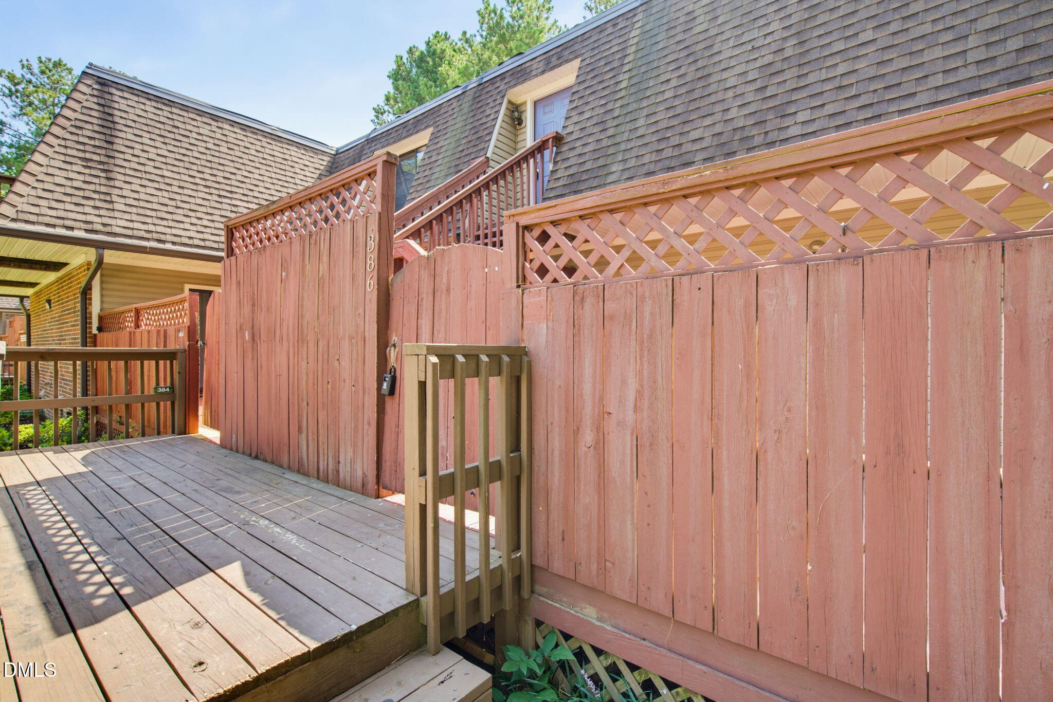 386 Summerwalk Circle 386