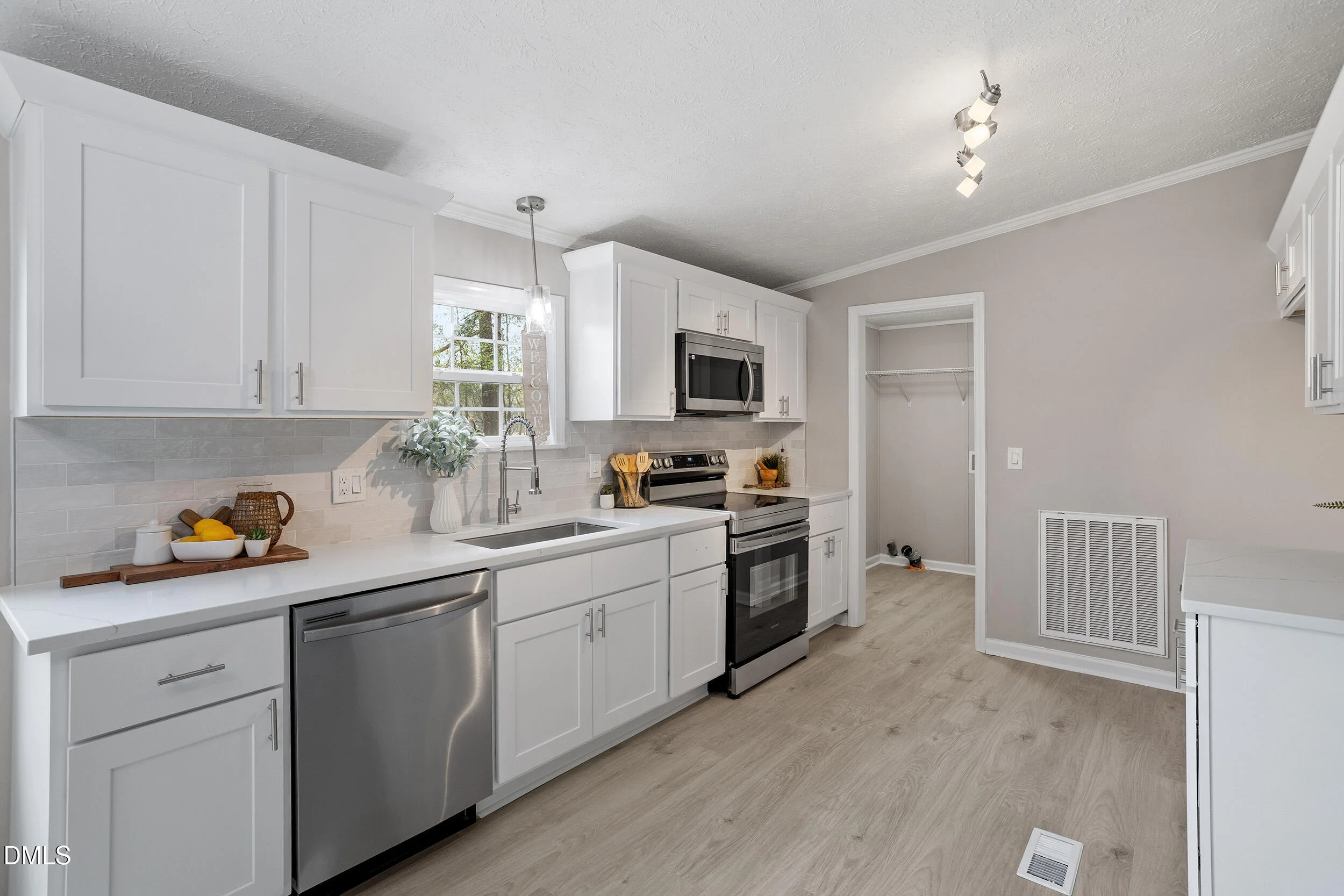 109 Loy Court