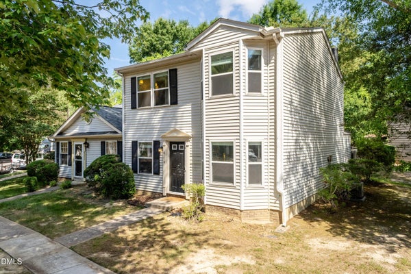 8170 MCGUIRE DR, RALEIGH, NC 27616 - Image a40bc5b43bb5df266b520600410cb145/2596571329