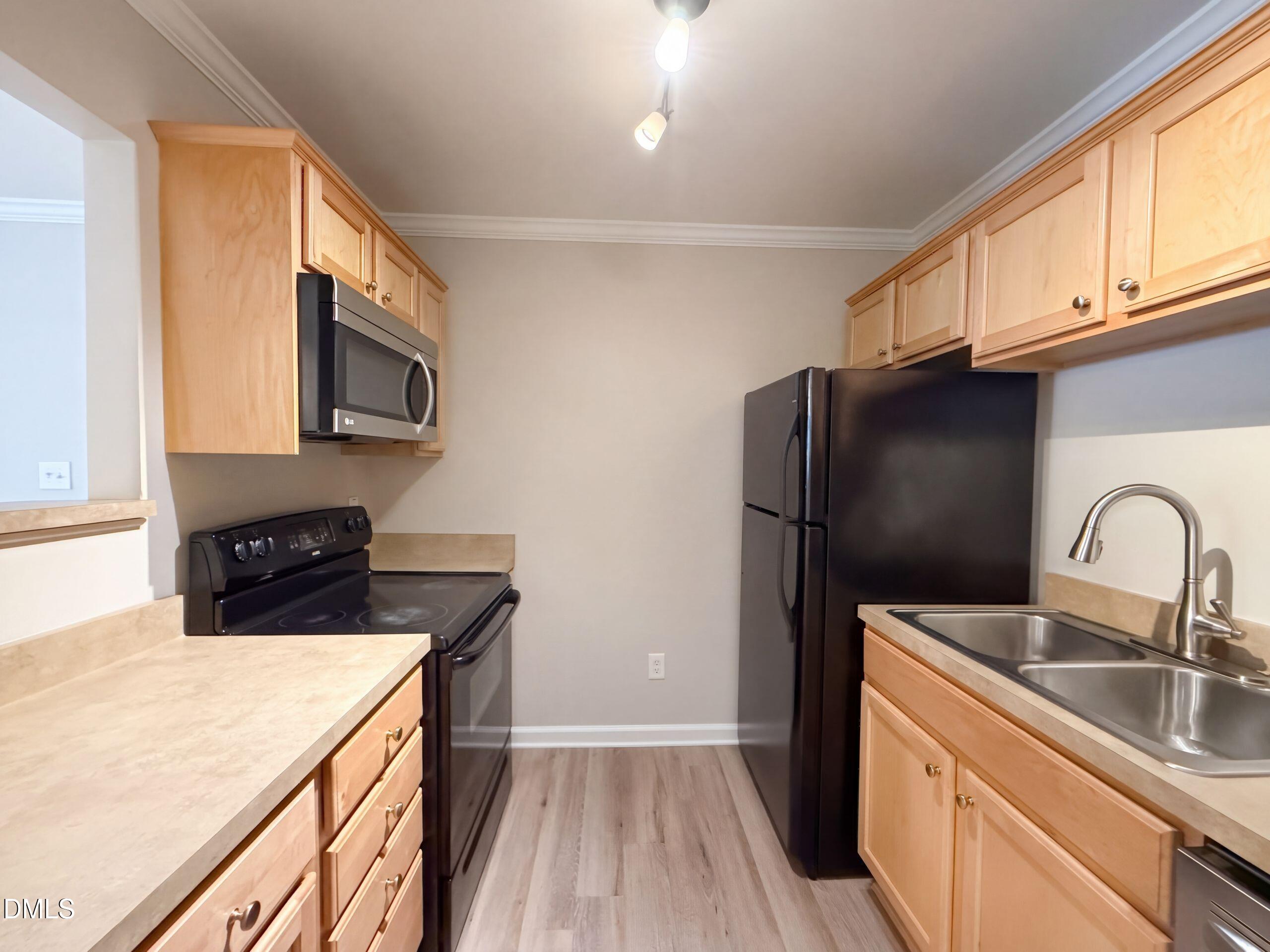 2304 Myron Drive 202