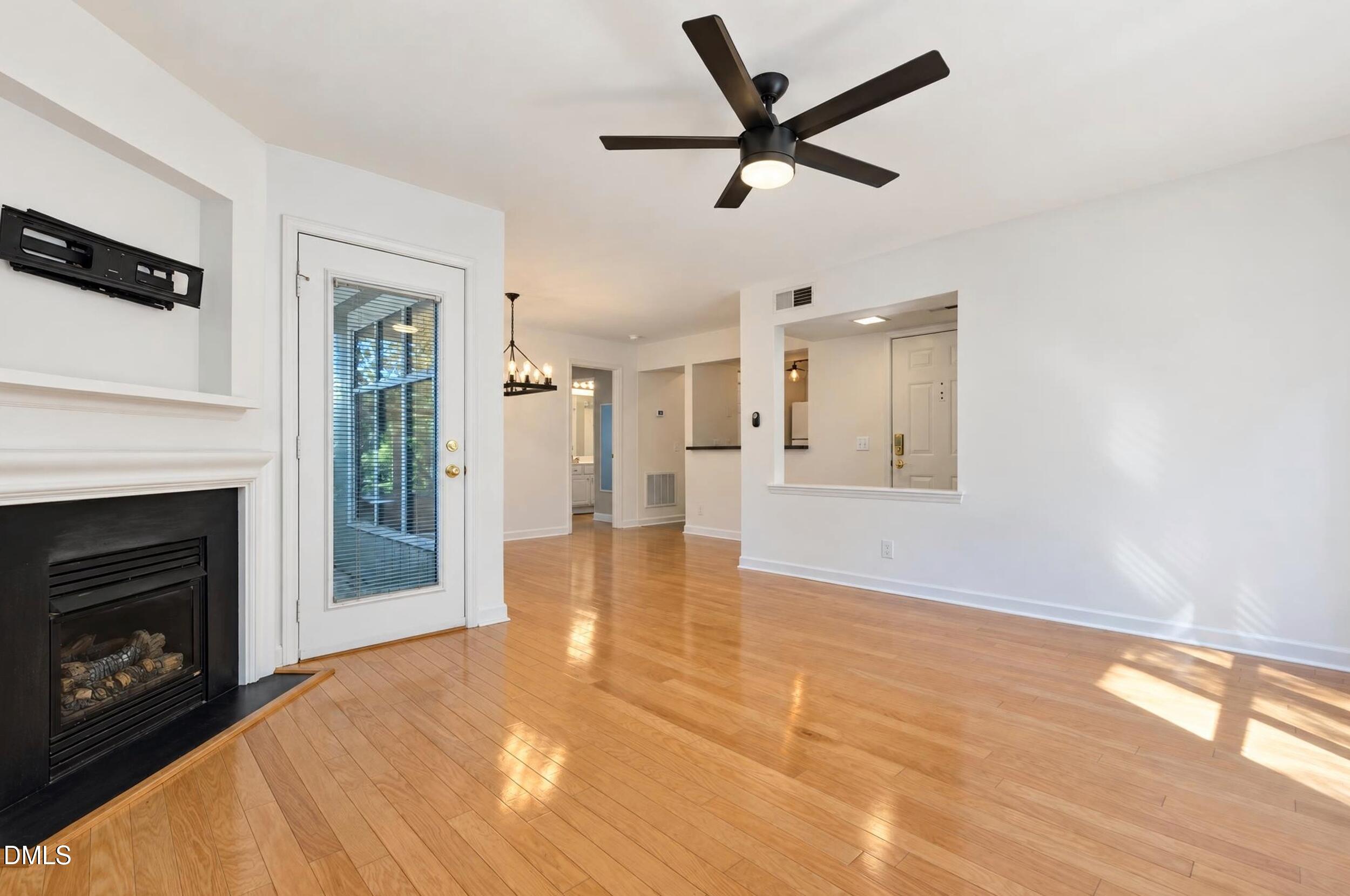 1221 Westview Lane 301