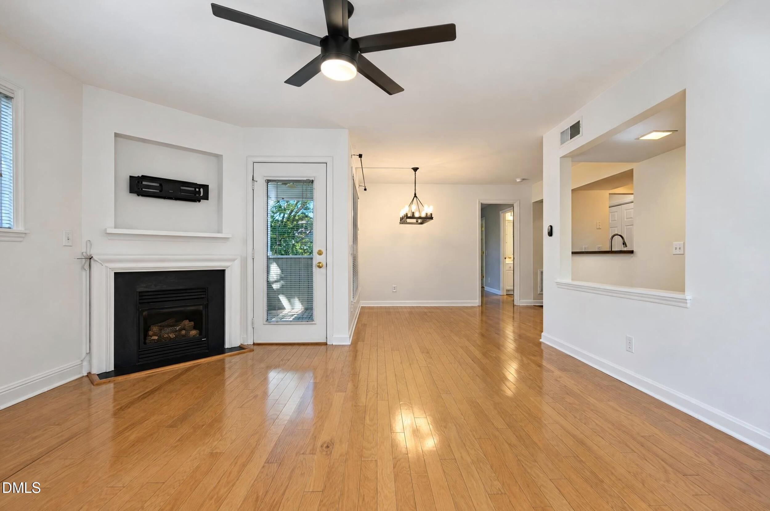 1221 Westview Lane 301