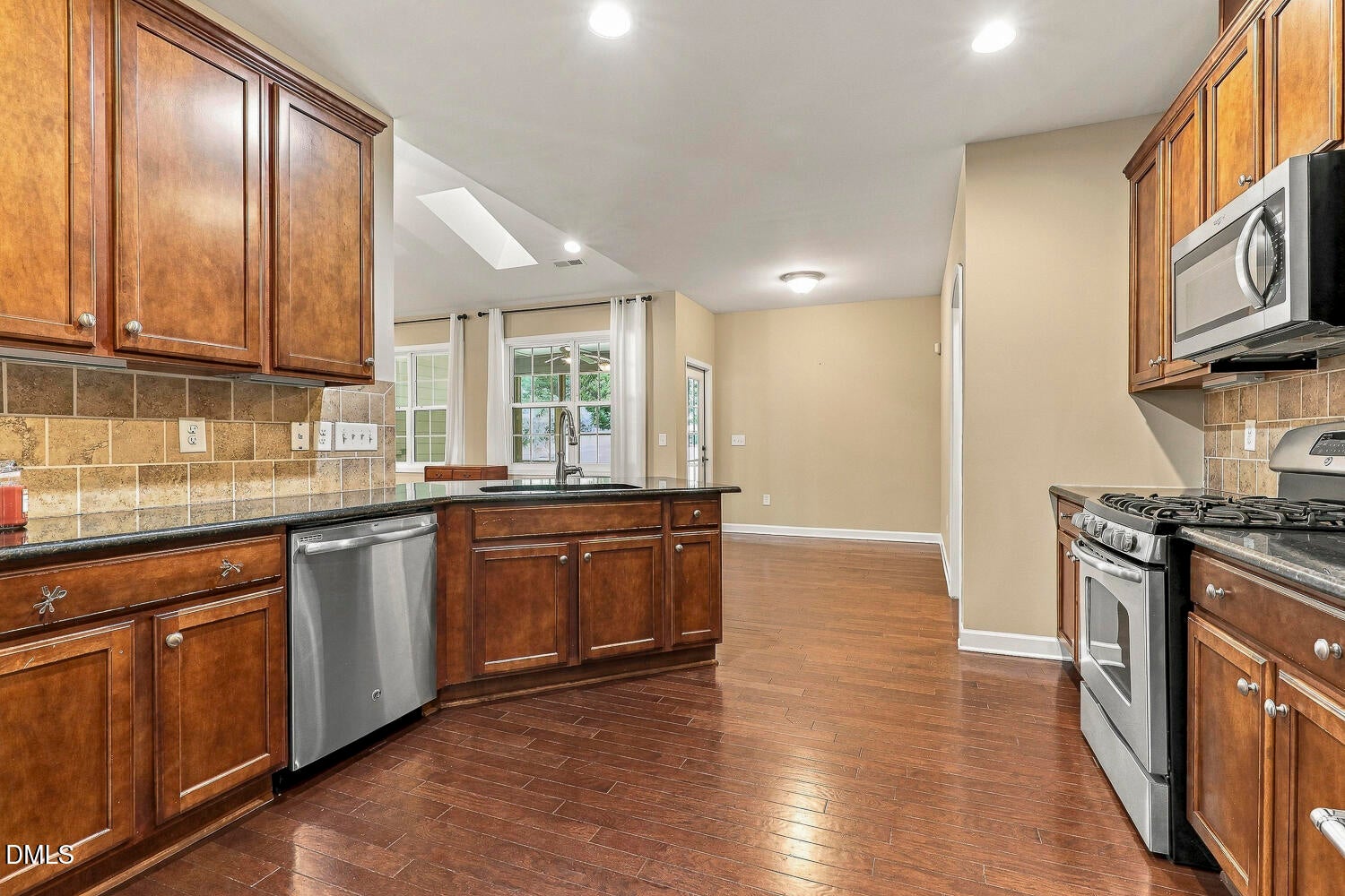 625 Legend Oaks Drive
