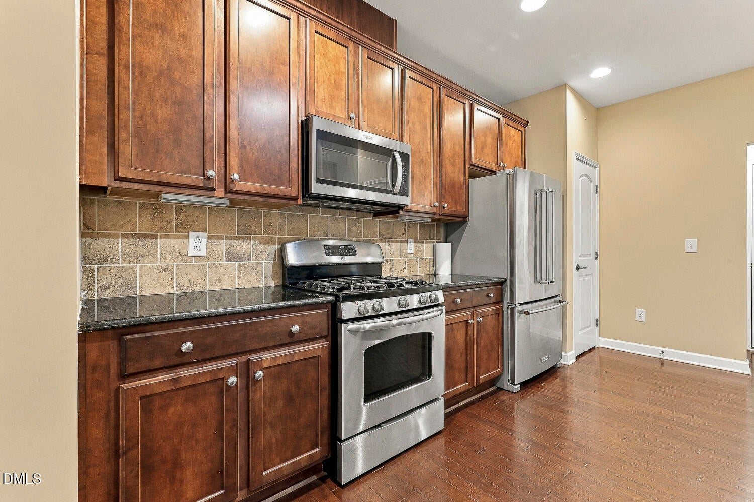 625 Legend Oaks Drive