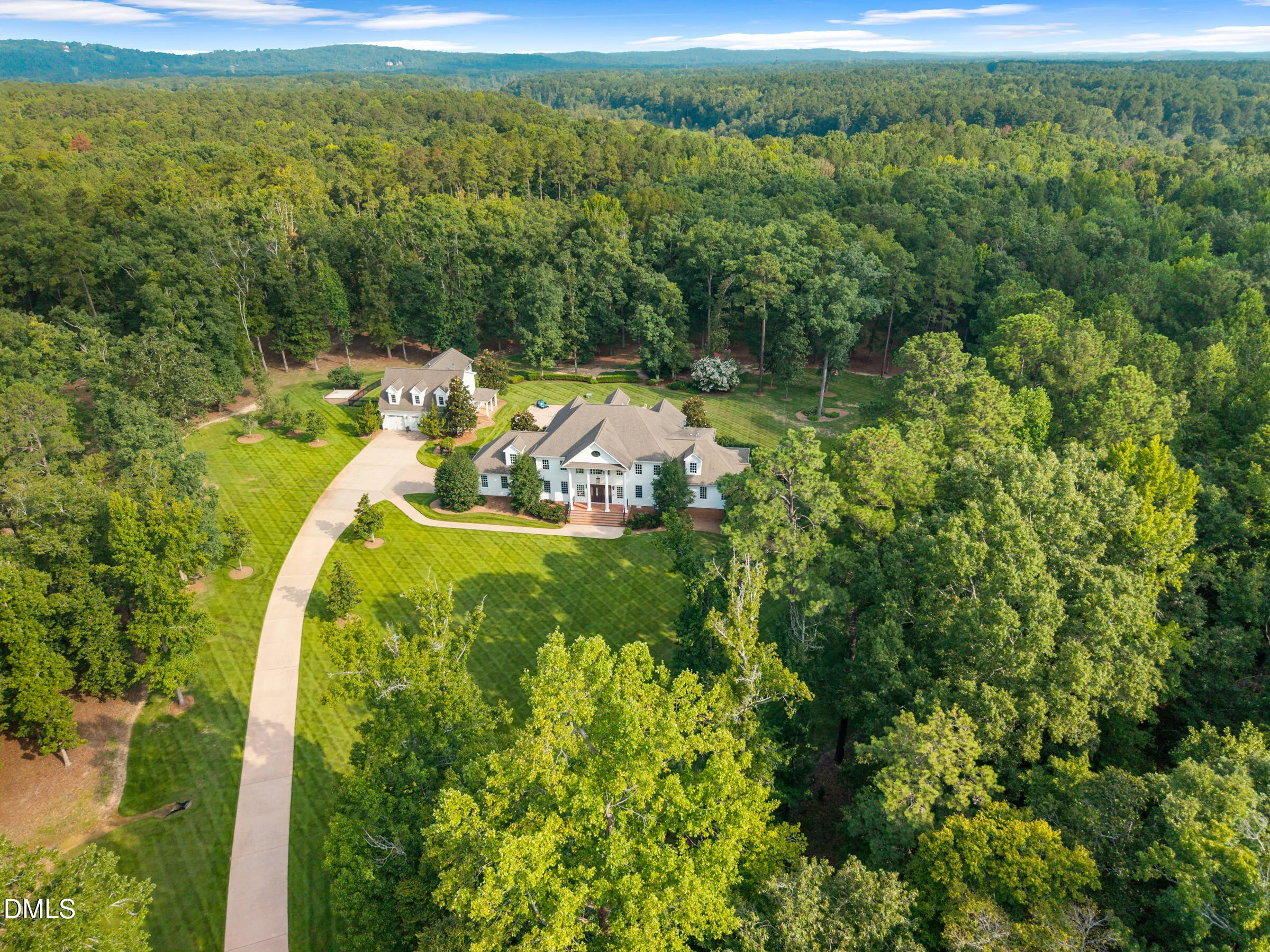 64 Pin Oak Court
