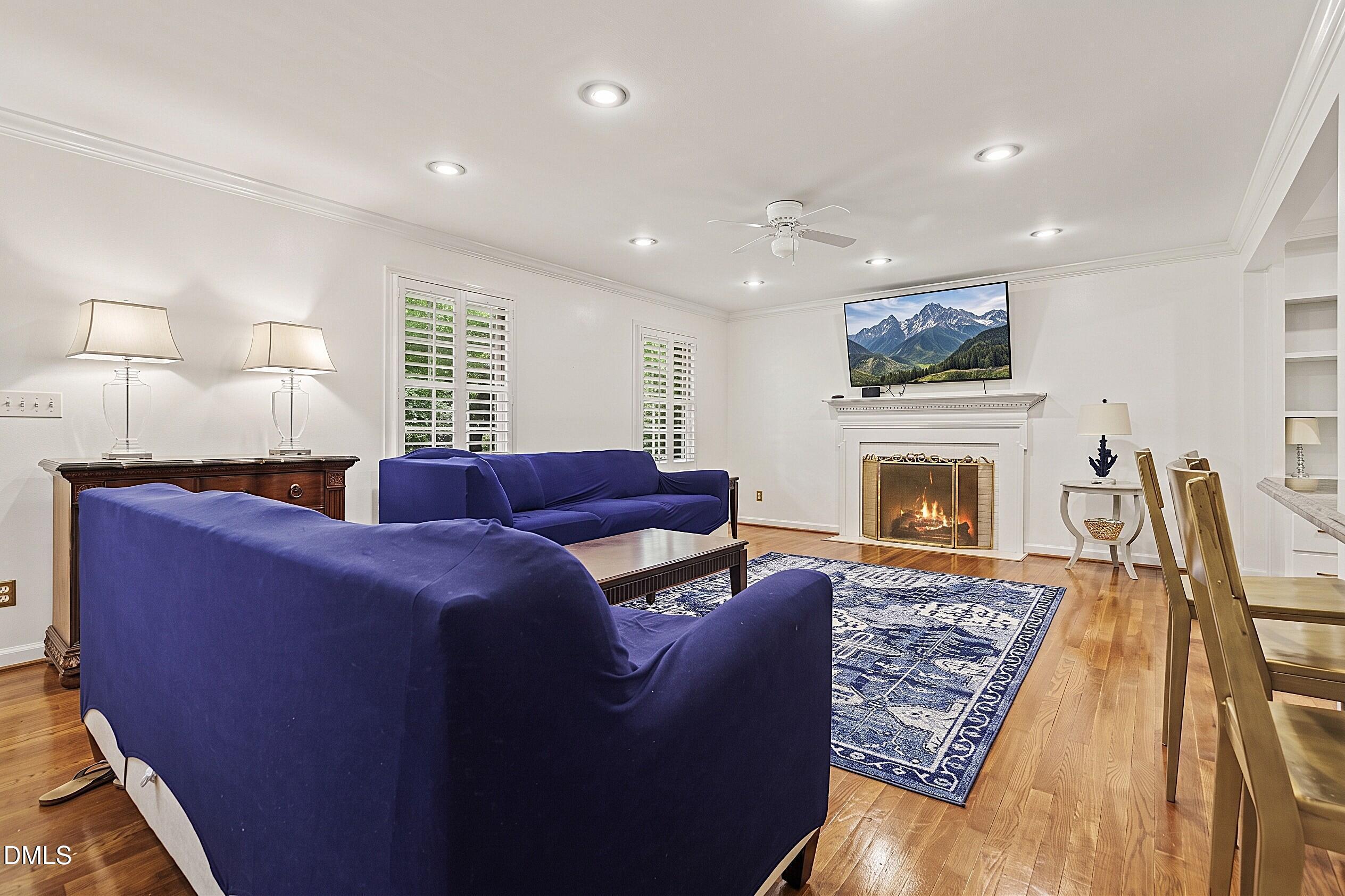 4105 Yadkin Drive