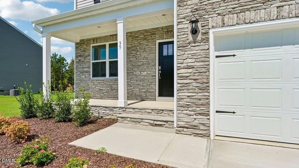 86 Tiger Eye Drive