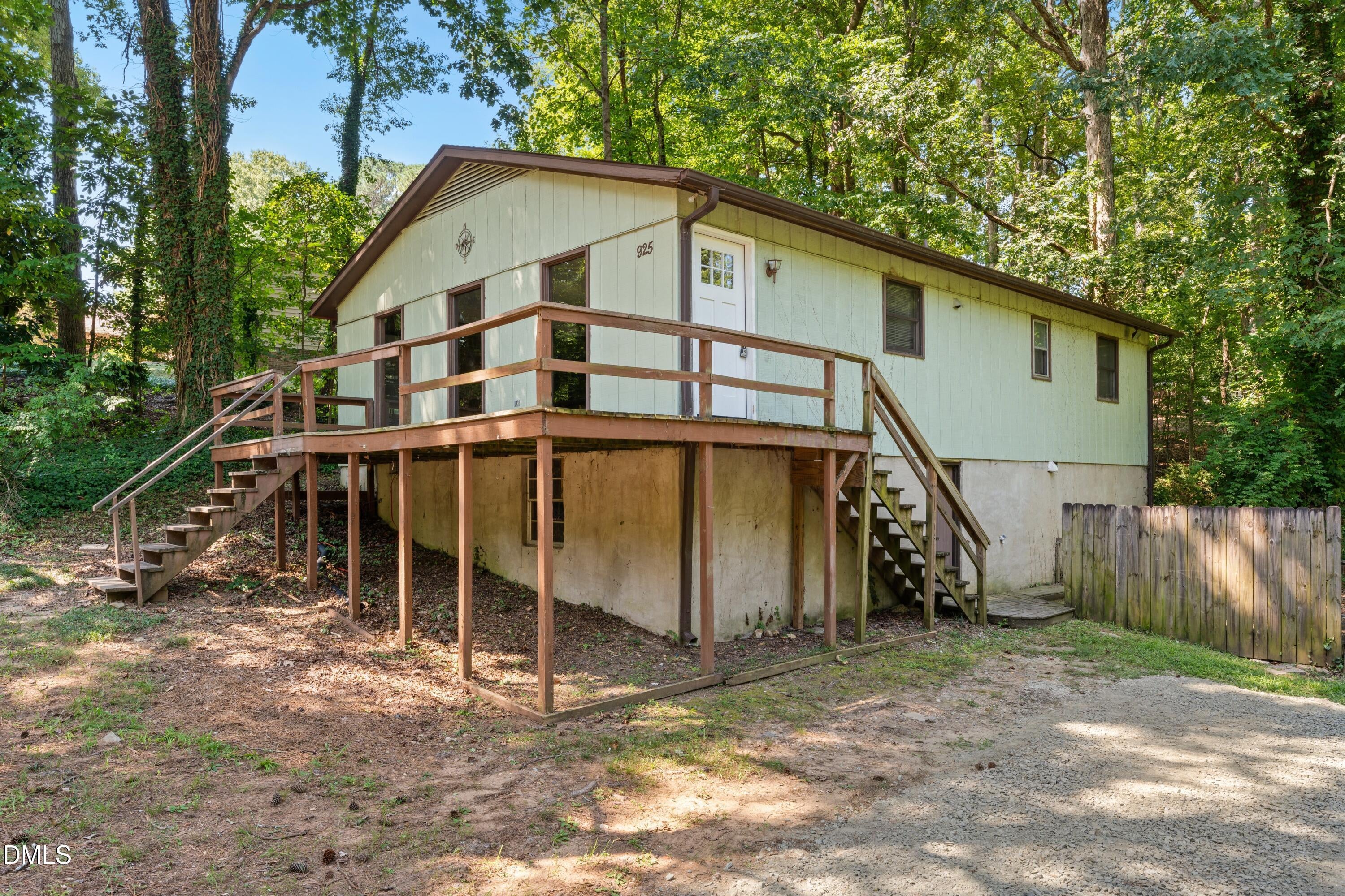 925 Fleming Drive