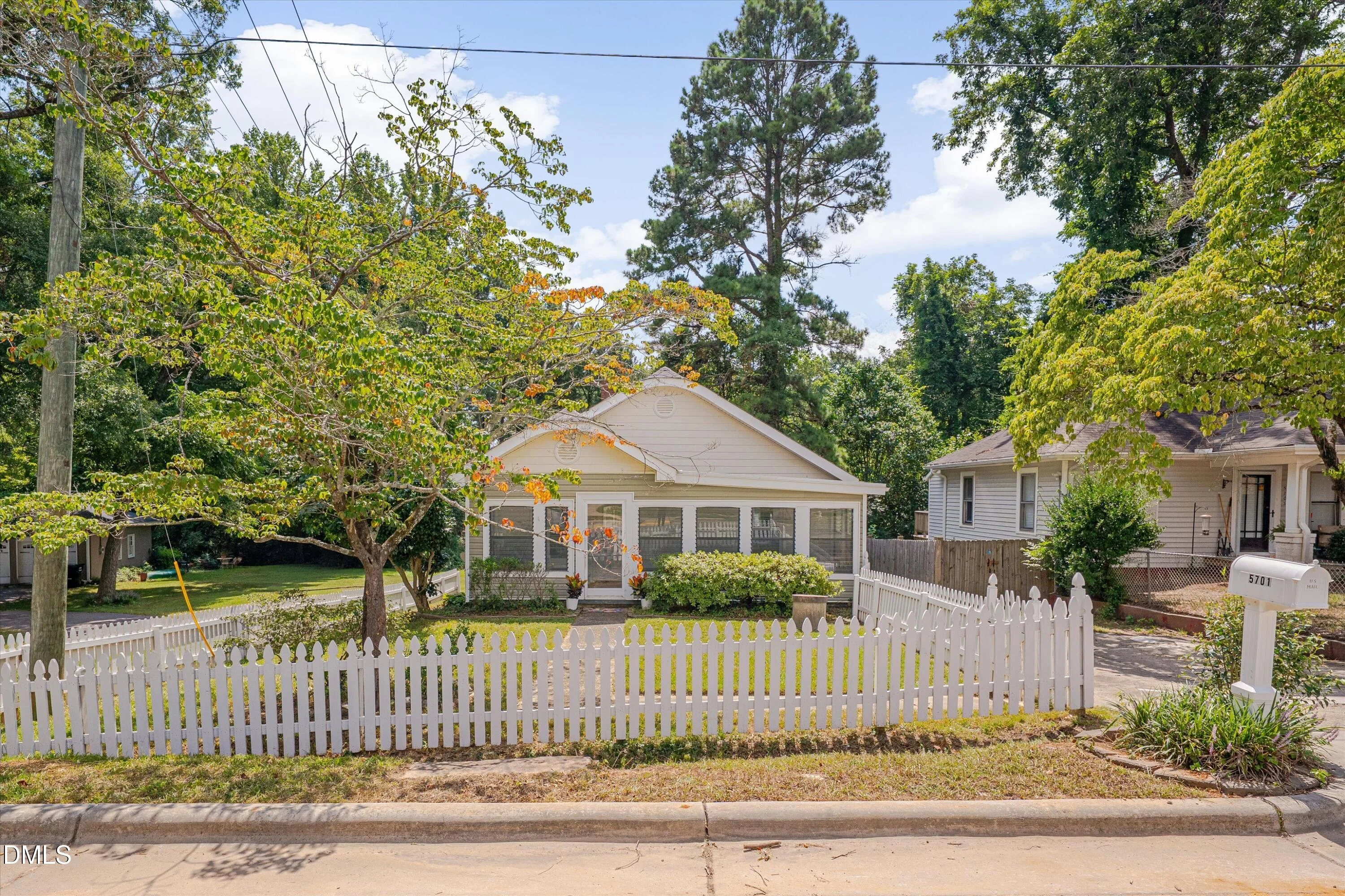 5701 Waycross Street