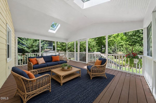 721 TINKERBELL RD, CHAPEL HILL, NC 27517 - Image a7548d1867450cfd45b314a50ef157c4/927951625