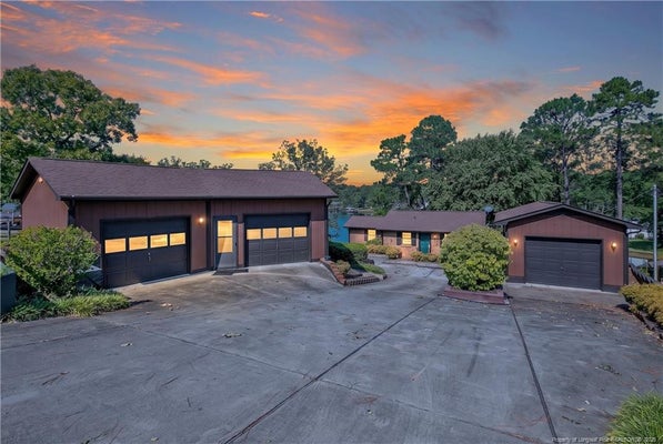 1074 VIC KEITH RD, SANFORD, NC 27332 - Image a763356ca741ceee7d68701a7c32447f/3161036828