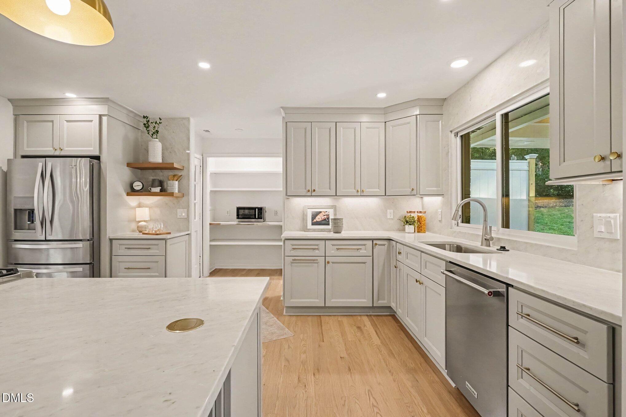 825 Northbrook Drive