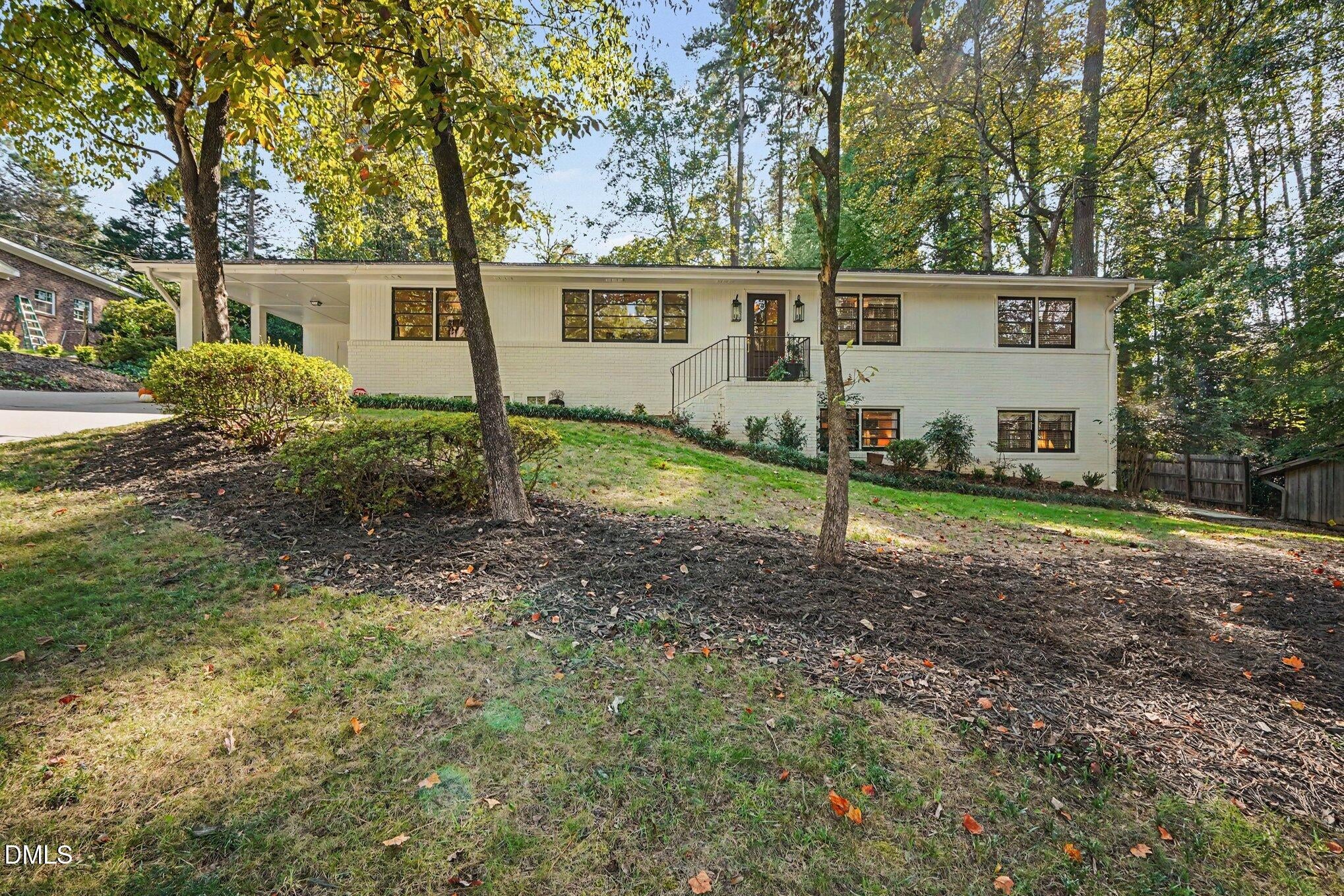 825 Northbrook Drive