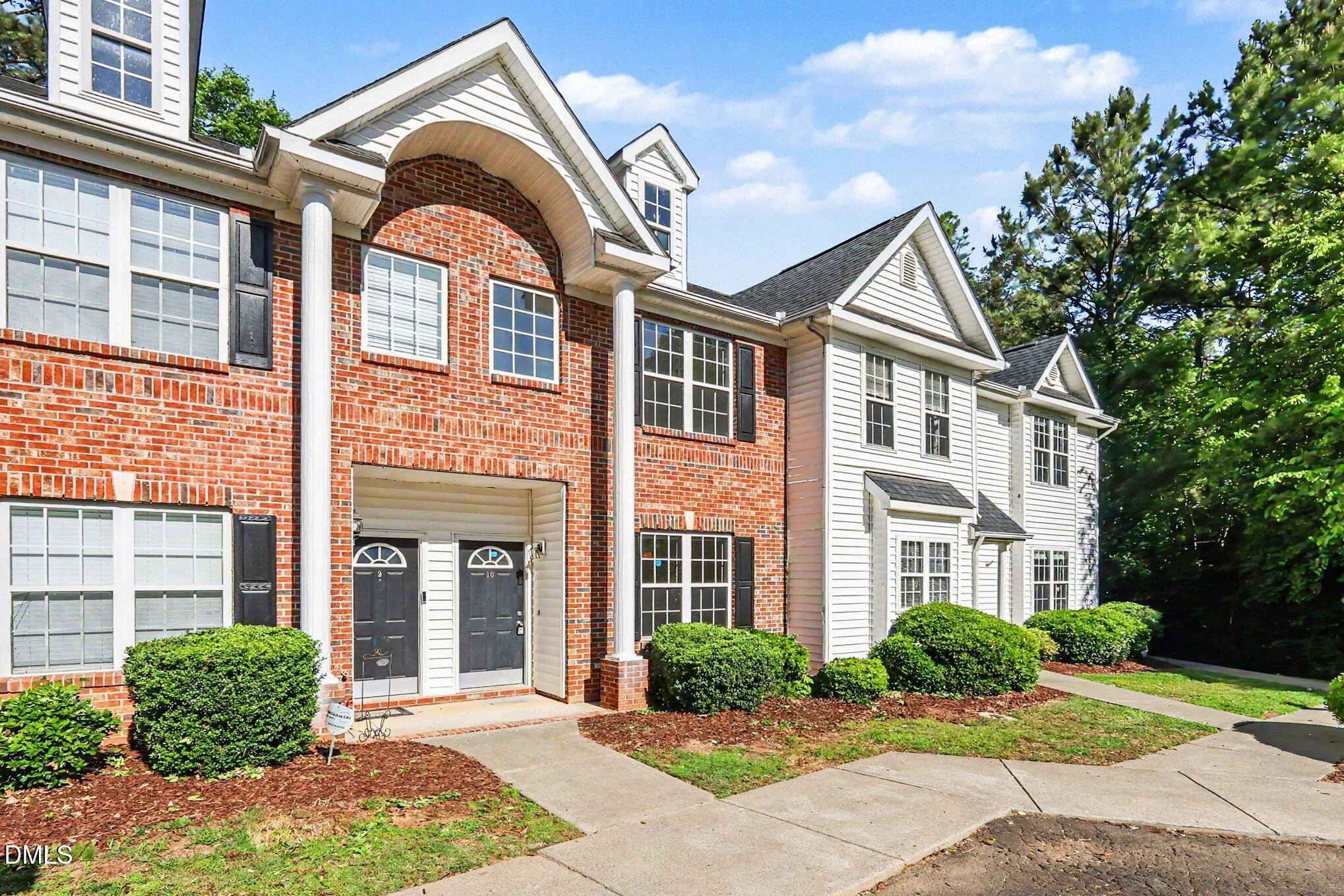 10 Moorefield Court