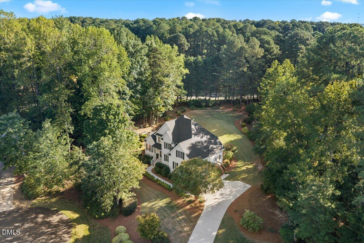 2620 Forest Lake Court
