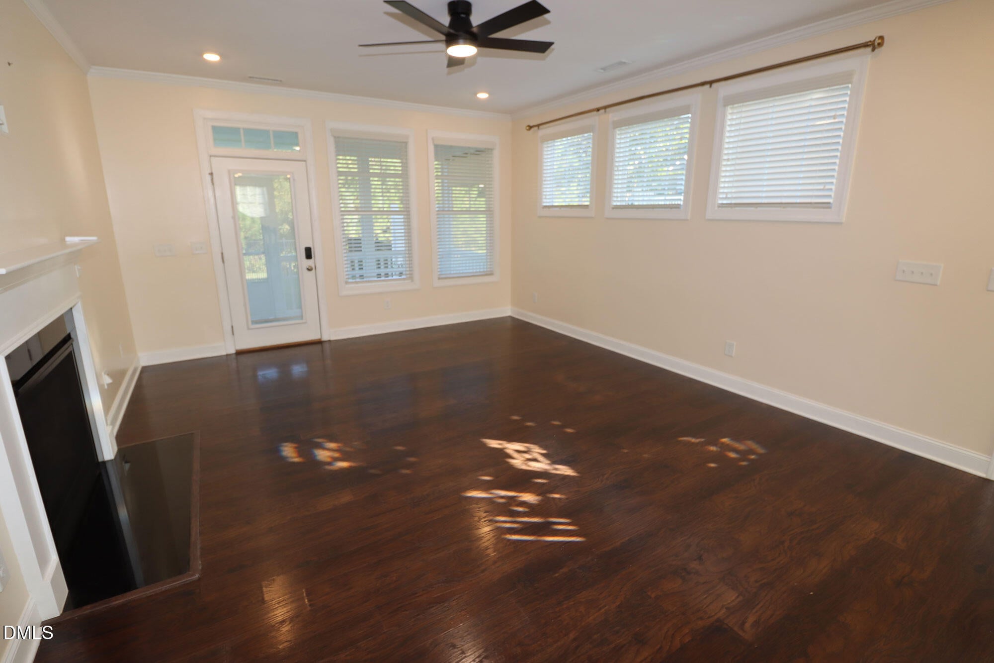 419 Hopwood Way