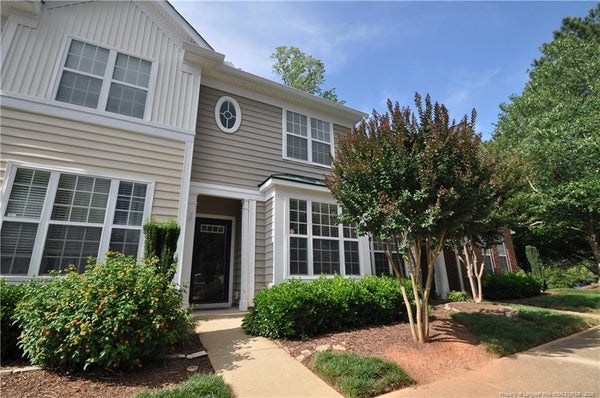 4704 BLACK MOUNTAIN PATH, RALEIGH, NC 27612 - Image a976d4e0bd464f301e0a8c51f93ae53a/3186947367