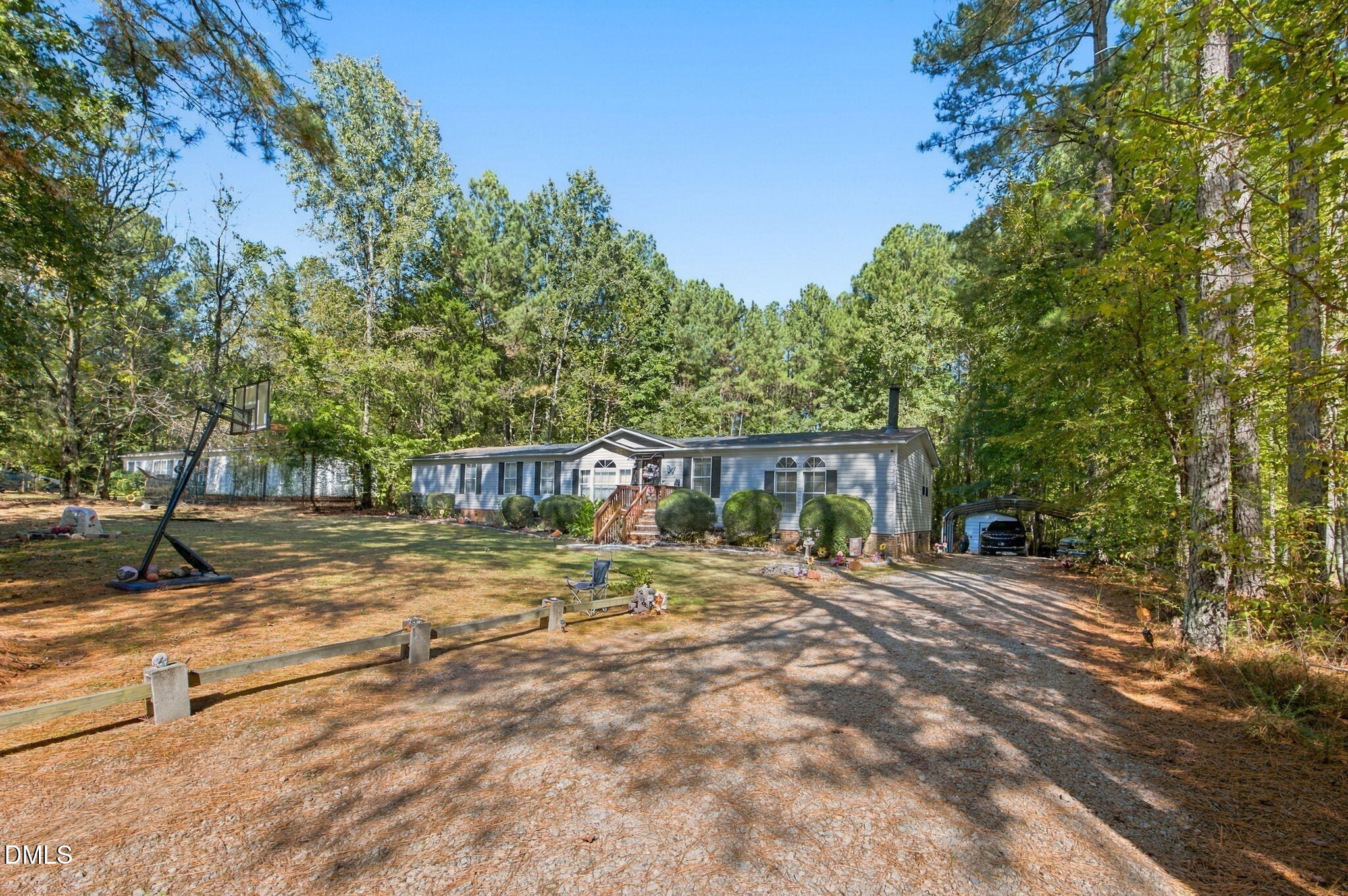 323 Lilly Lane