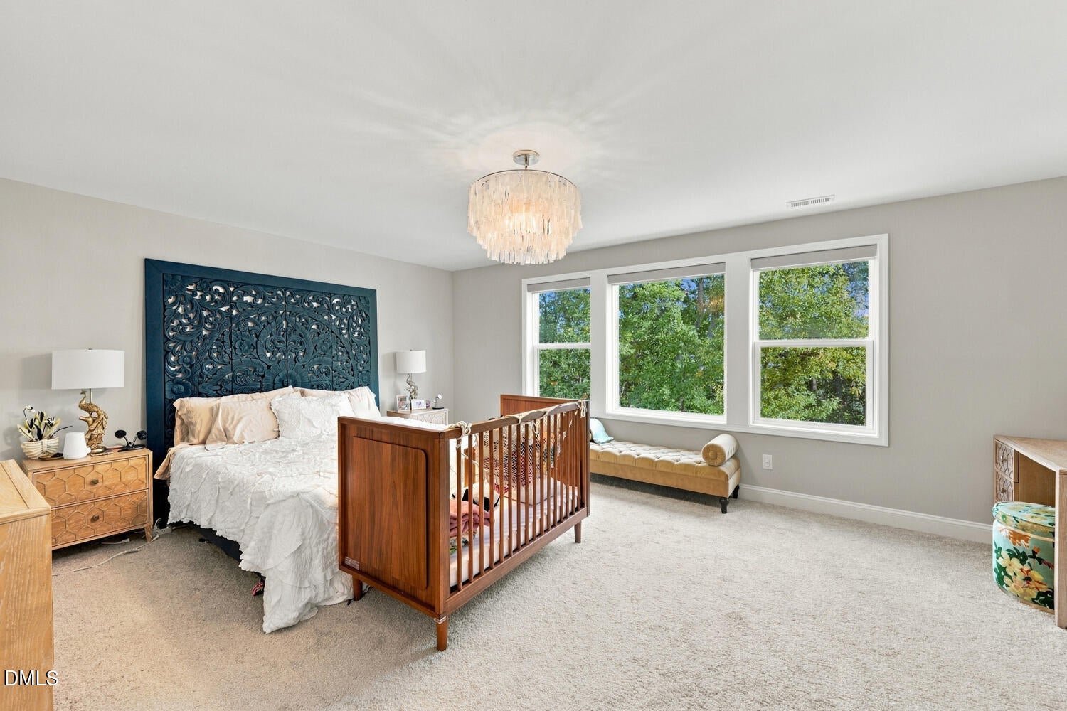 213 Roundview Court