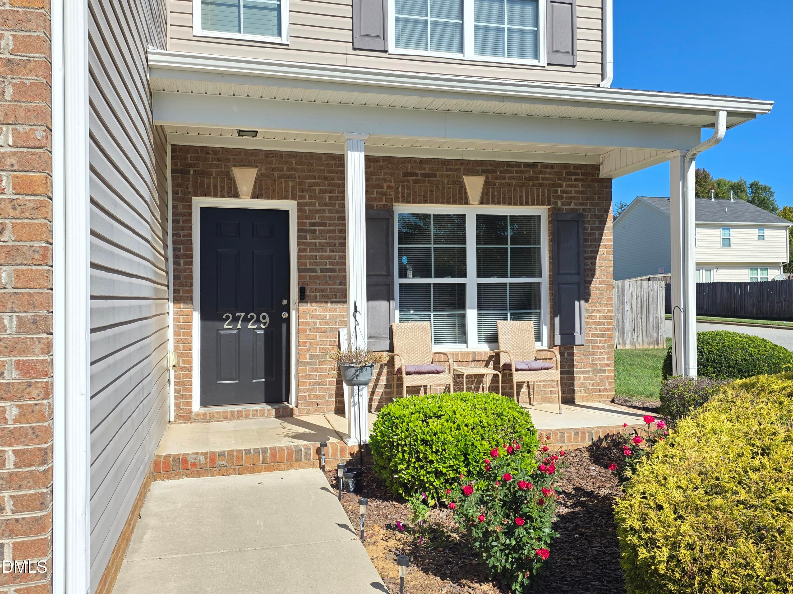 2729 Quail Oaks Drive