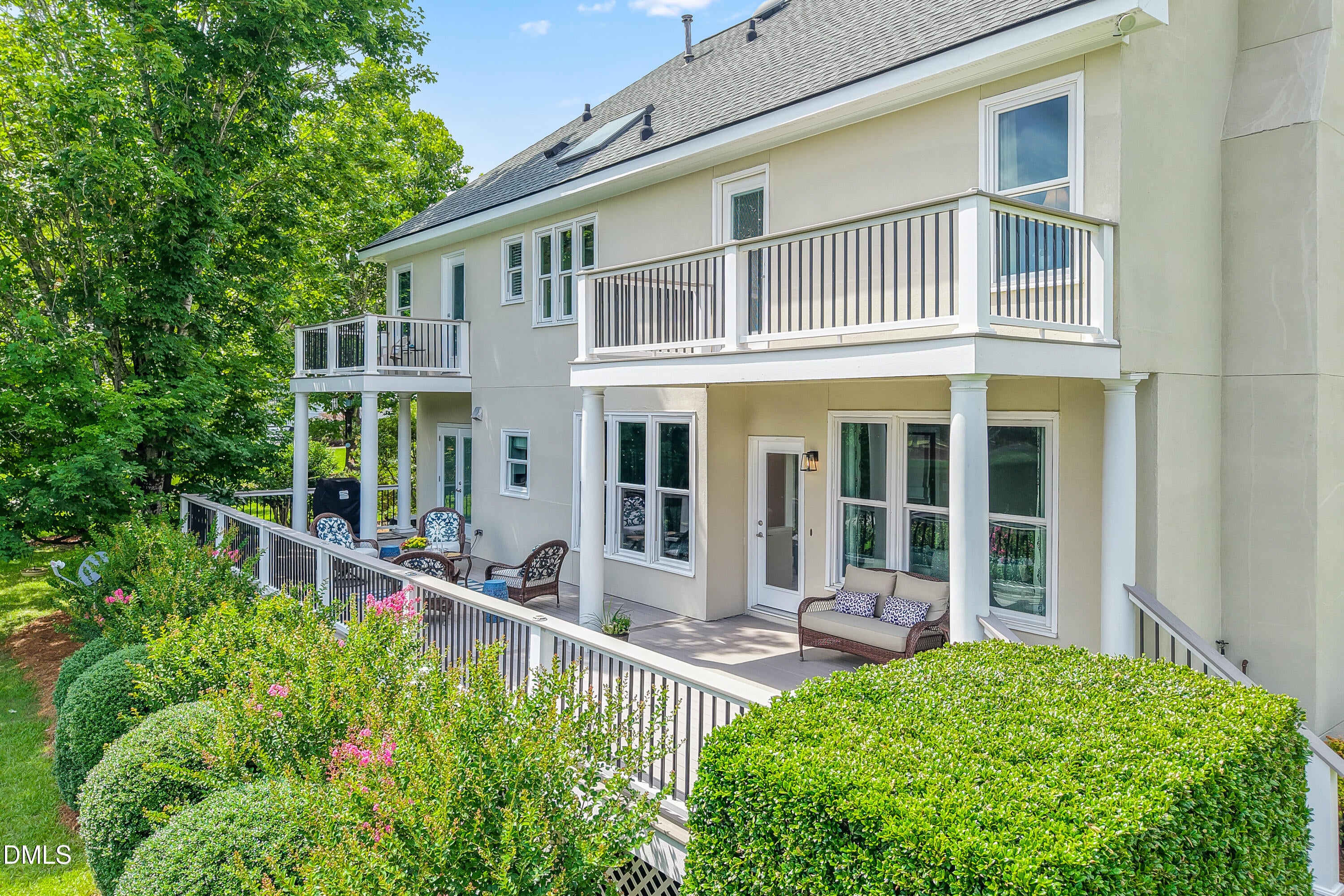3412 Queen Ann Drive E